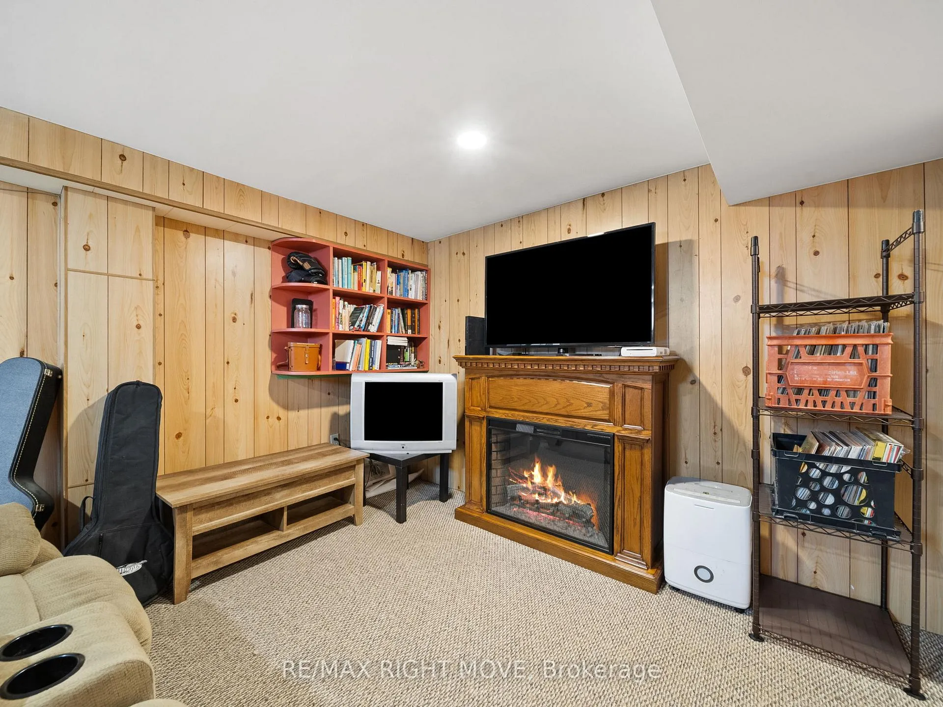 Photo 33 of 306 Franklin Street, Orillia — HOMEH
