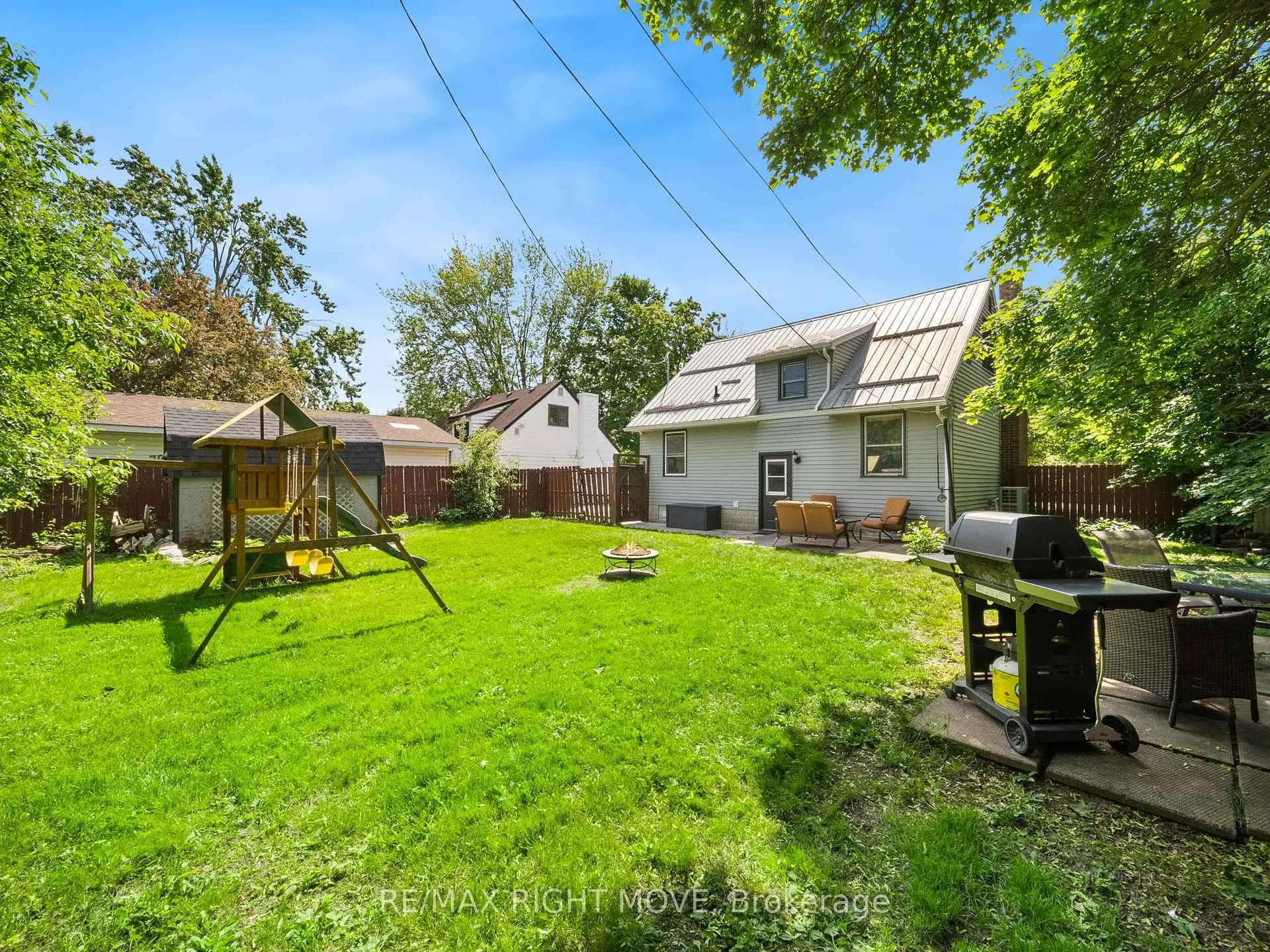 Photo 38 of 306 Franklin Street, Orillia — HOMEH