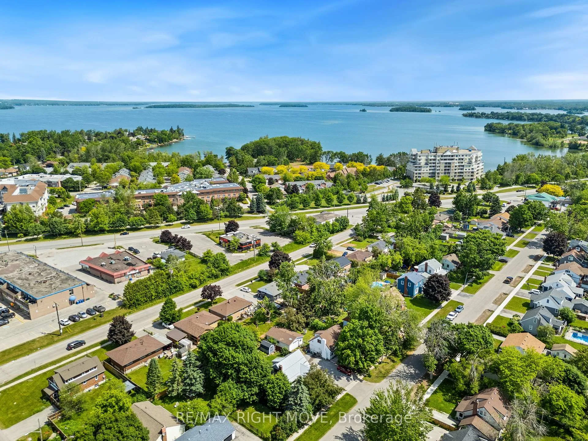 Photo 41 of 306 Franklin Street, Orillia — HOMEH