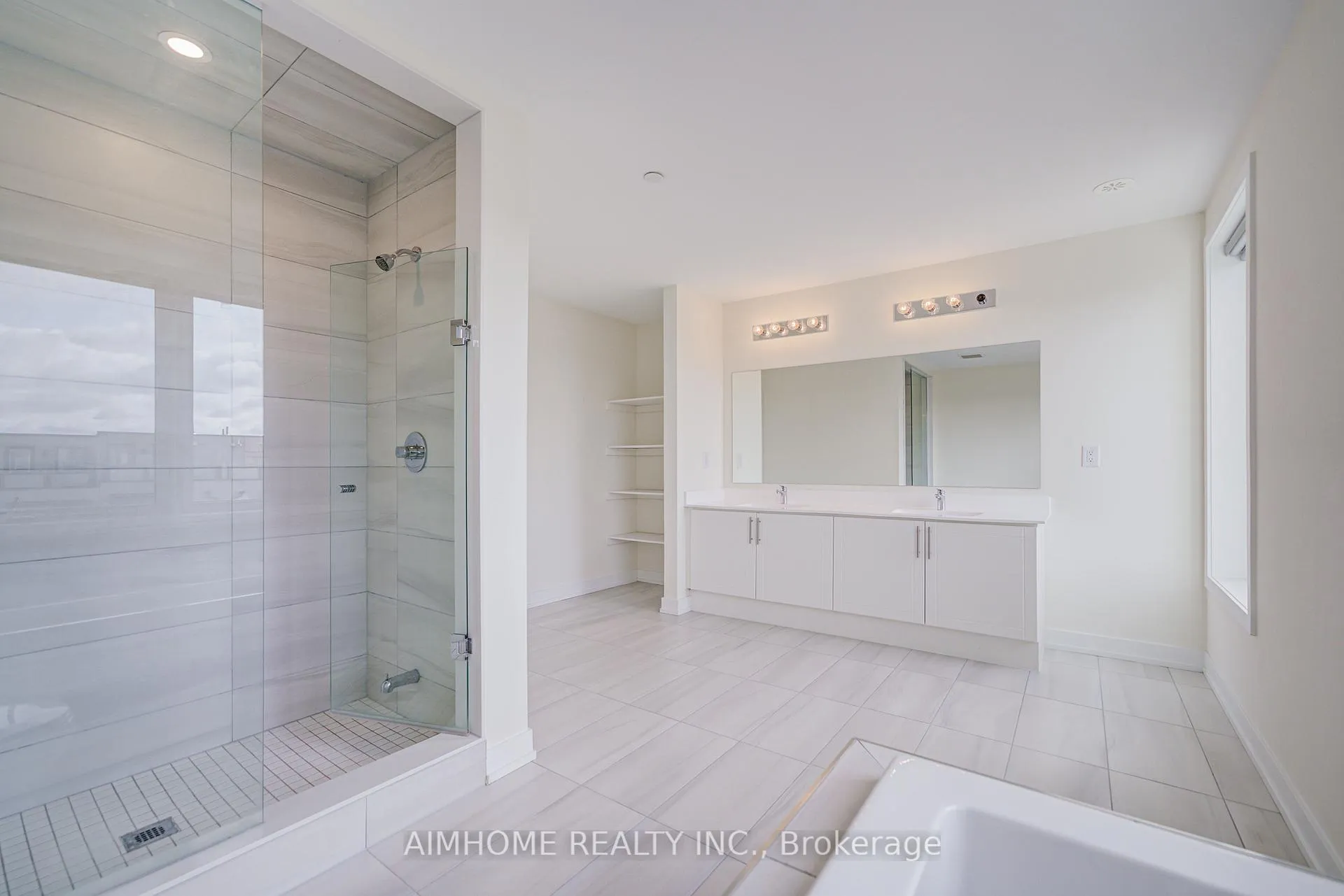 Photo 29 of 135 Frederick Tisdale Drive, North York, Downsview-Roding-CFB — HOMEH