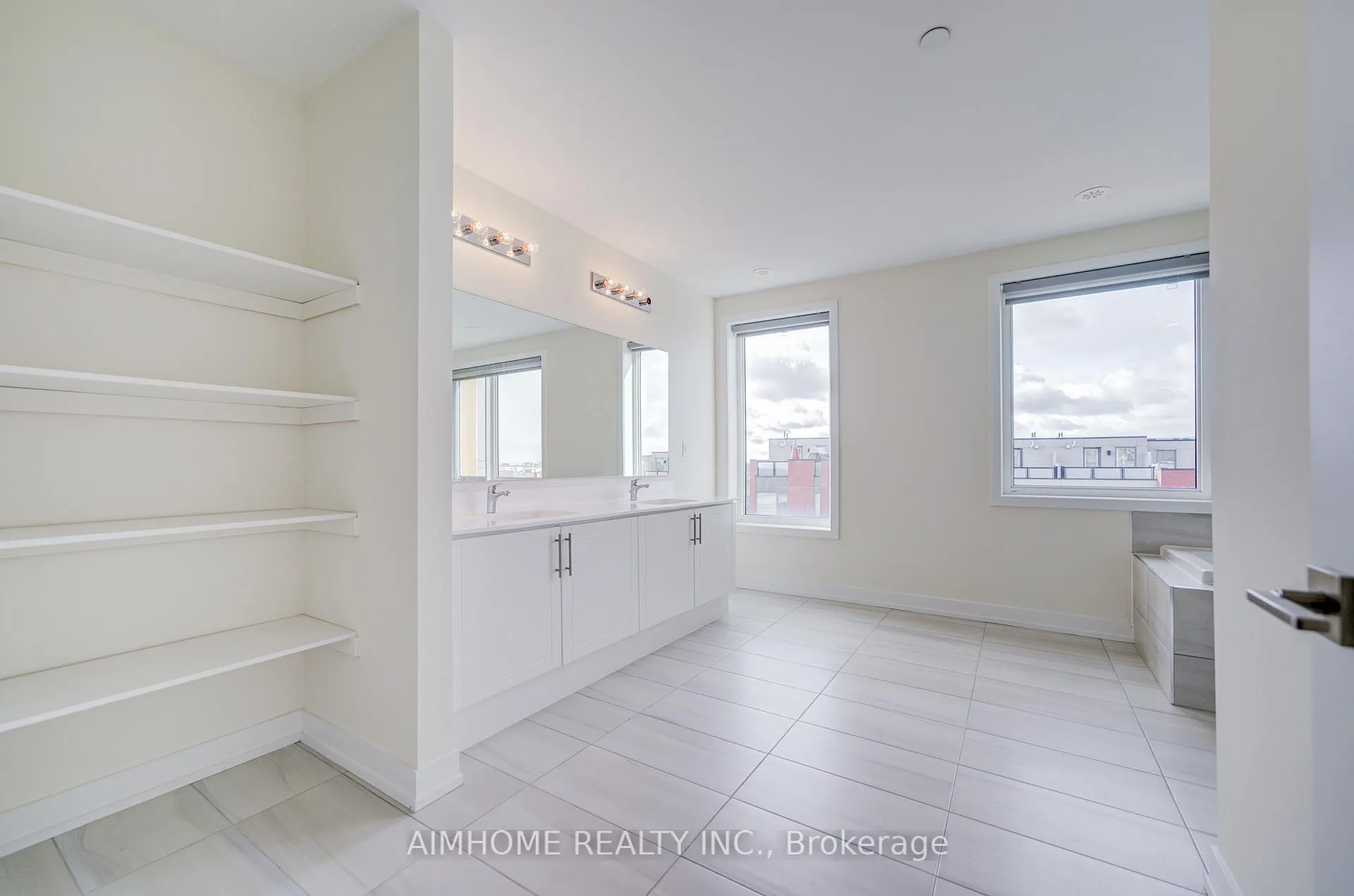 Photo 31 of 135 Frederick Tisdale Drive, North York, Downsview-Roding-CFB — HOMEH