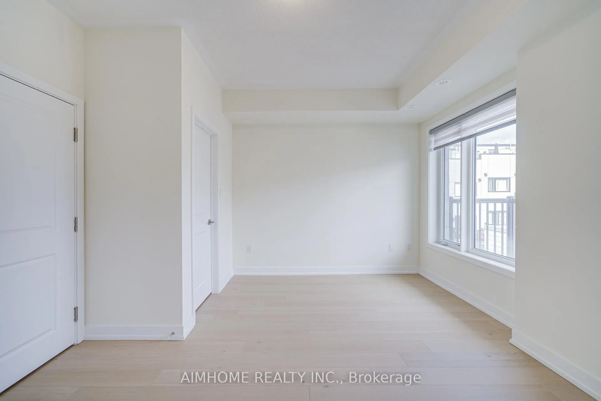 Photo 33 of 135 Frederick Tisdale Drive, North York, Downsview-Roding-CFB — HOMEH