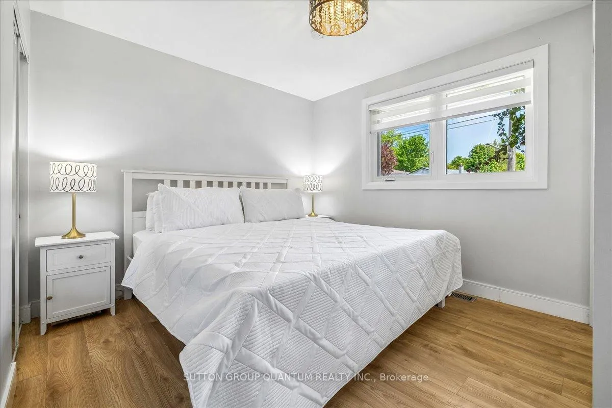 Photo 14 of 63 Algoma Drive, Guelph, Victoria North — HOMEH