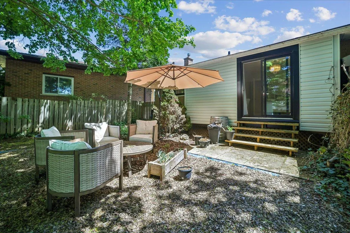 Photo 29 of 63 Algoma Drive, Guelph, Victoria North — HOMEH