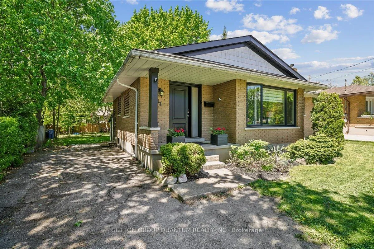 Photo 33 of 63 Algoma Drive, Guelph, Victoria North — HOMEH