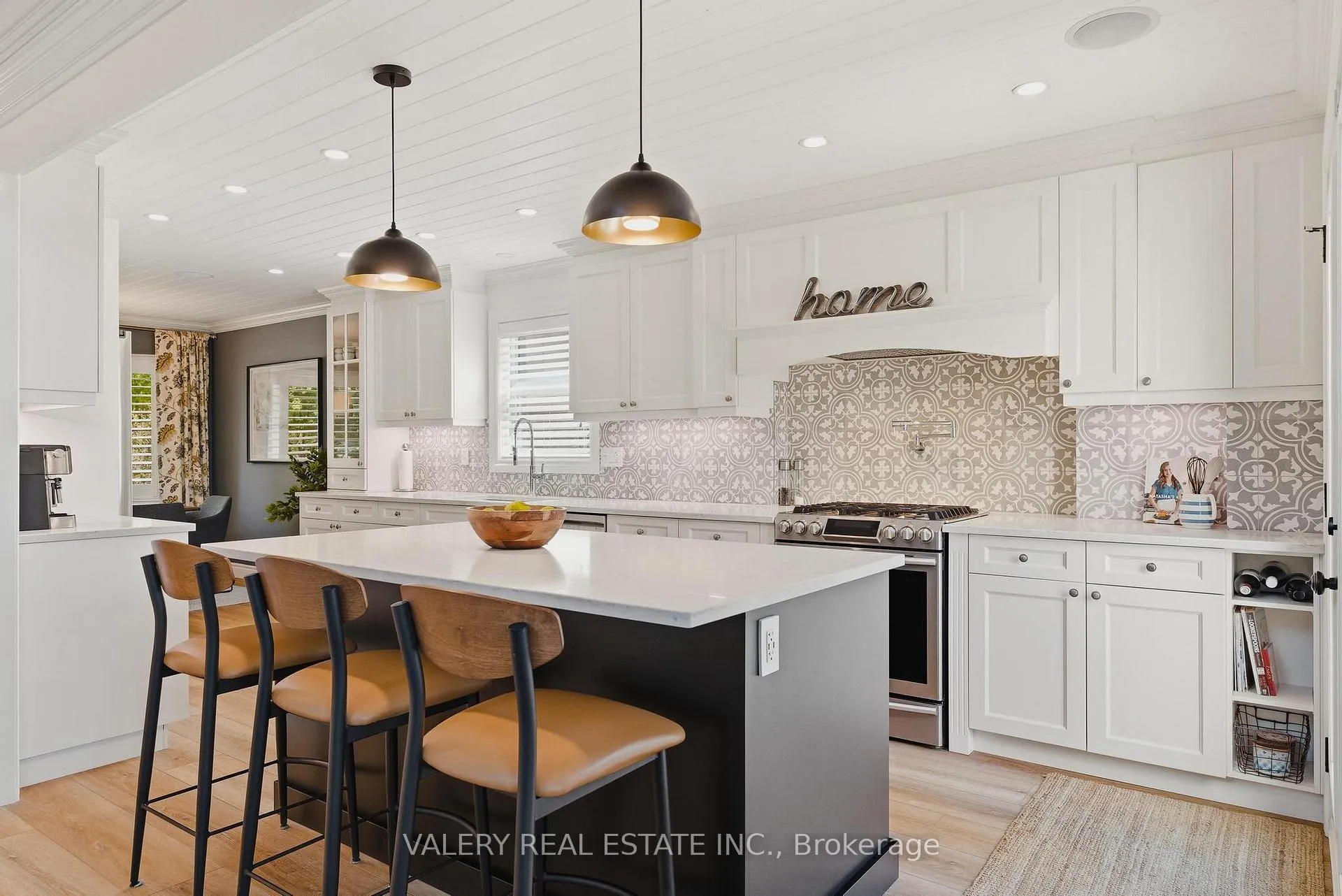 Photo 4 of 267 Percheron Court, Waterloo — HOMEH