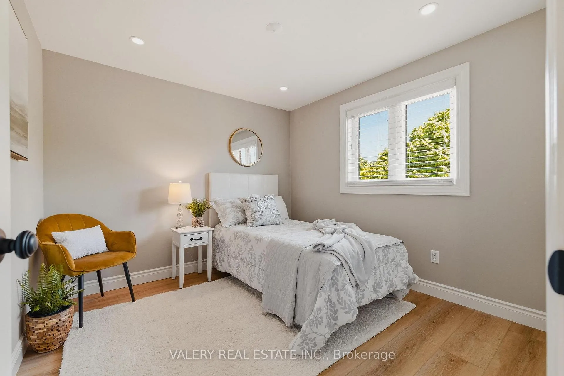 Photo 26 of 267 Percheron Court, Waterloo — HOMEH