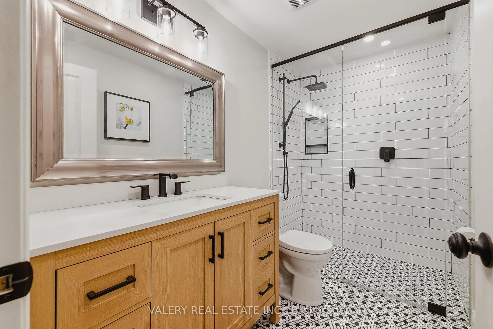 Photo 34 of 267 Percheron Court, Waterloo — HOMEH