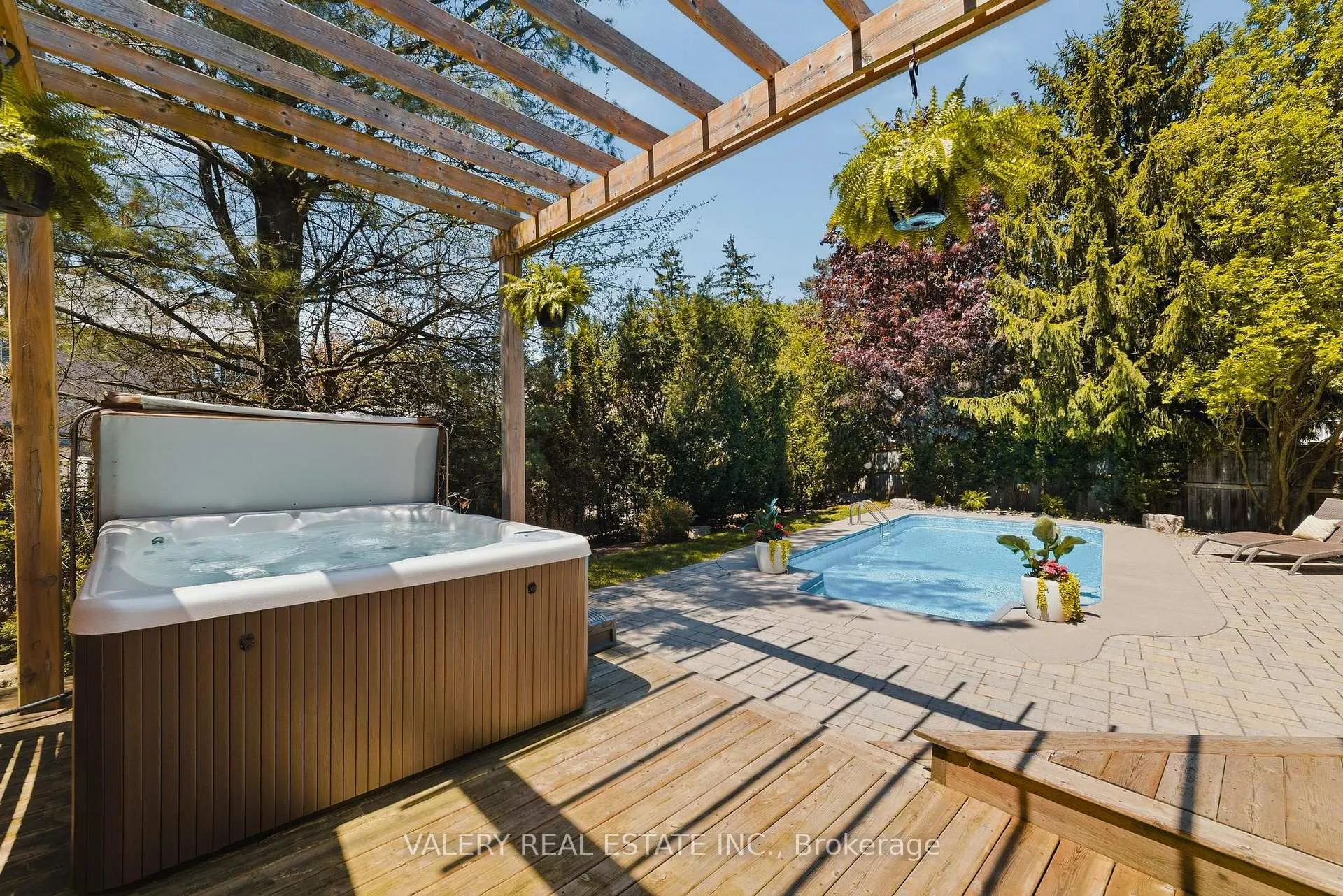 Photo 36 of 267 Percheron Court, Waterloo — HOMEH