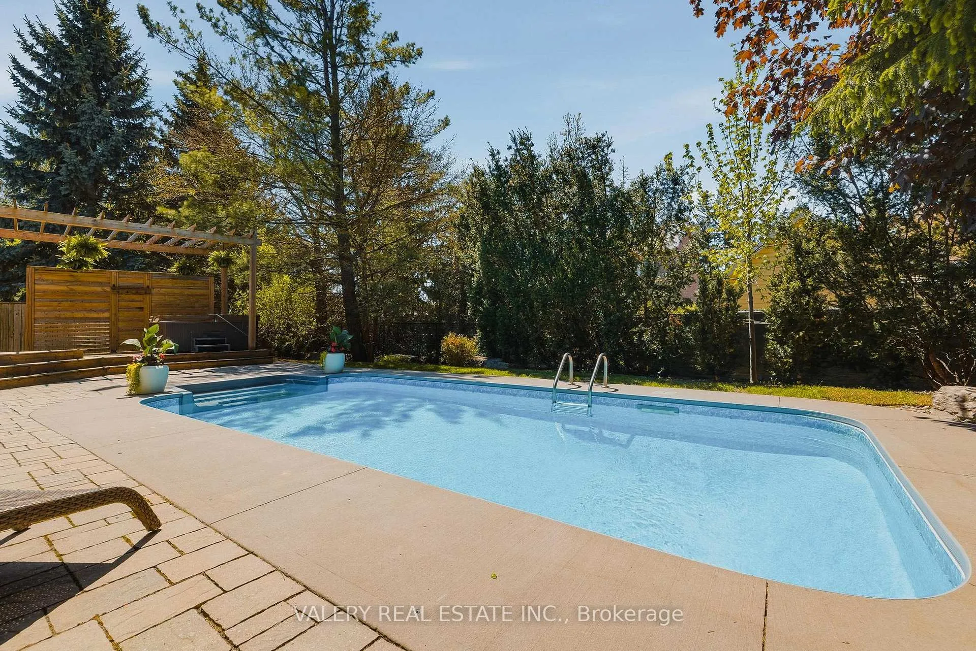 Photo 41 of 267 Percheron Court, Waterloo — HOMEH