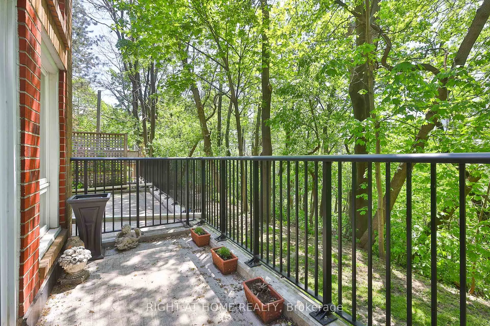 Photo 26 of Unit 9, 18 Doncrest Road, Toronto, Playter Estates-Danforth — HOMEH