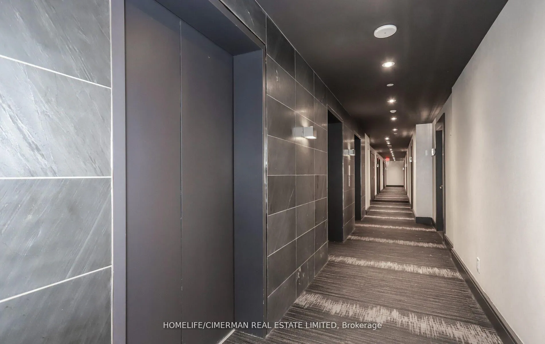 Photo 5 of Unit 2812, 290 Adelaide Street W, Toronto, Waterfront Communities — HOMEH