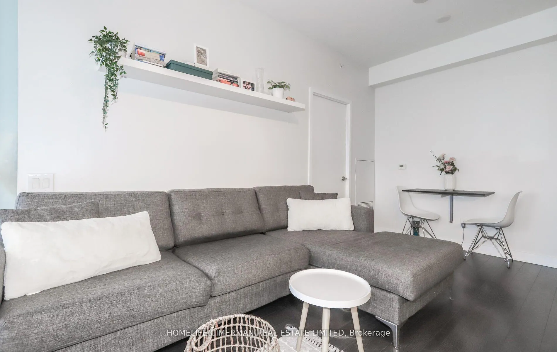 Photo 10 of Unit 2812, 290 Adelaide Street W, Toronto, Waterfront Communities — HOMEH