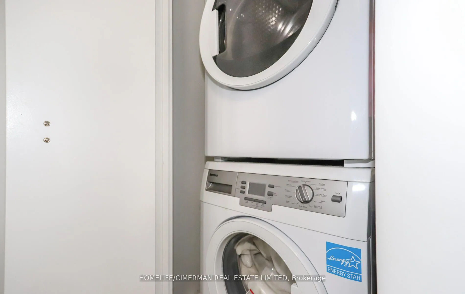 Photo 18 of Unit 2812, 290 Adelaide Street W, Toronto, Waterfront Communities — HOMEH