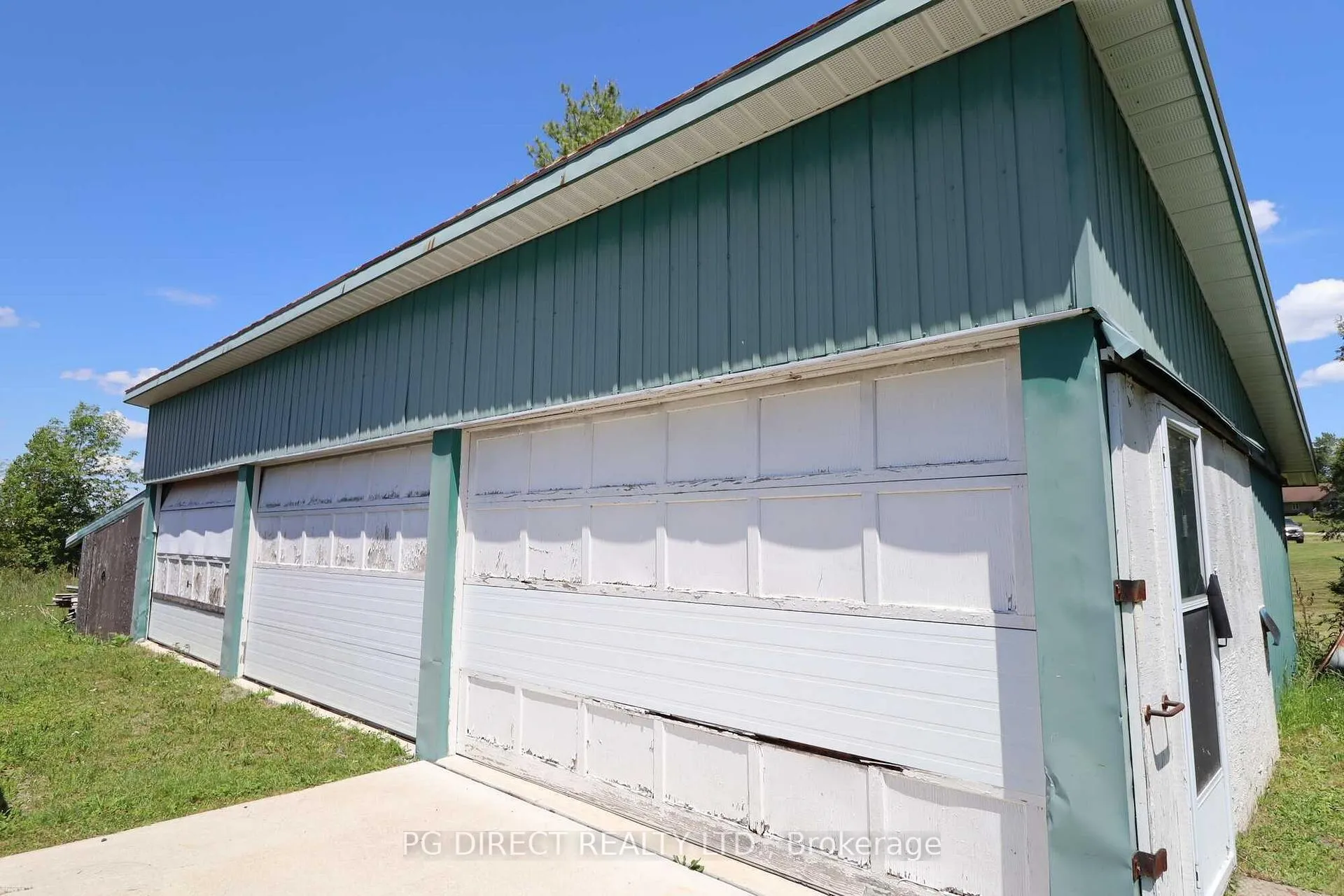 Photo 12 of 3602 Maple Avenue, Augusta, Augusta Twp — HOMEH