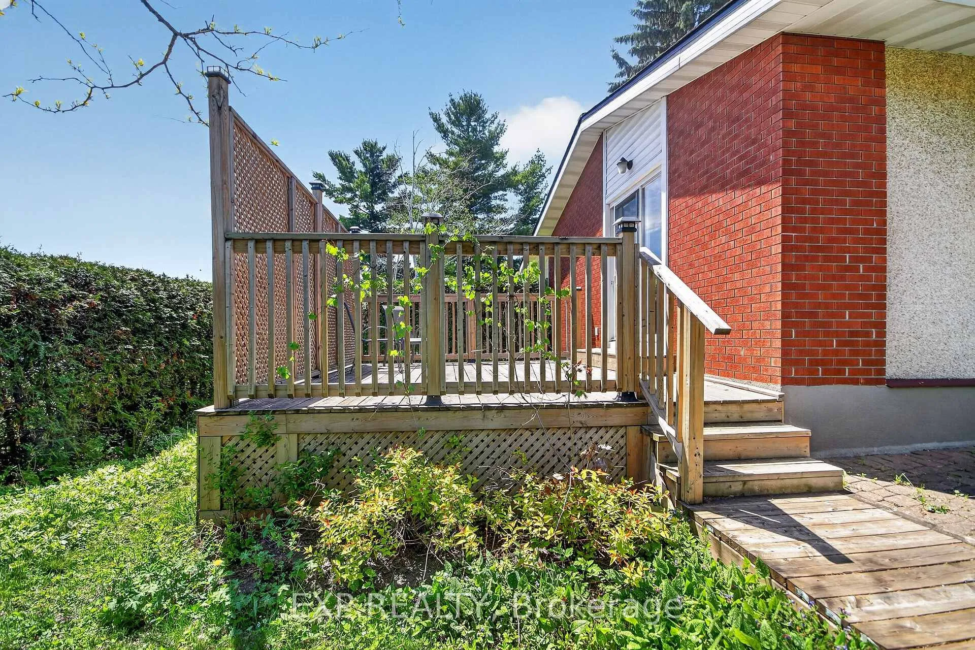 Photo 17 of 31 Barlyn Avenue, Ottawa, City View/Skyline/Fisher Heights/Parkwood Hills — HOMEH