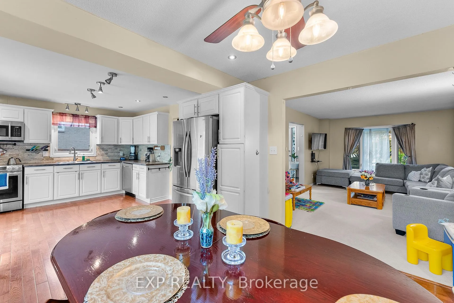 Photo 12 of 3 Briarsdale Crescent, Welland, N. Welland — HOMEH