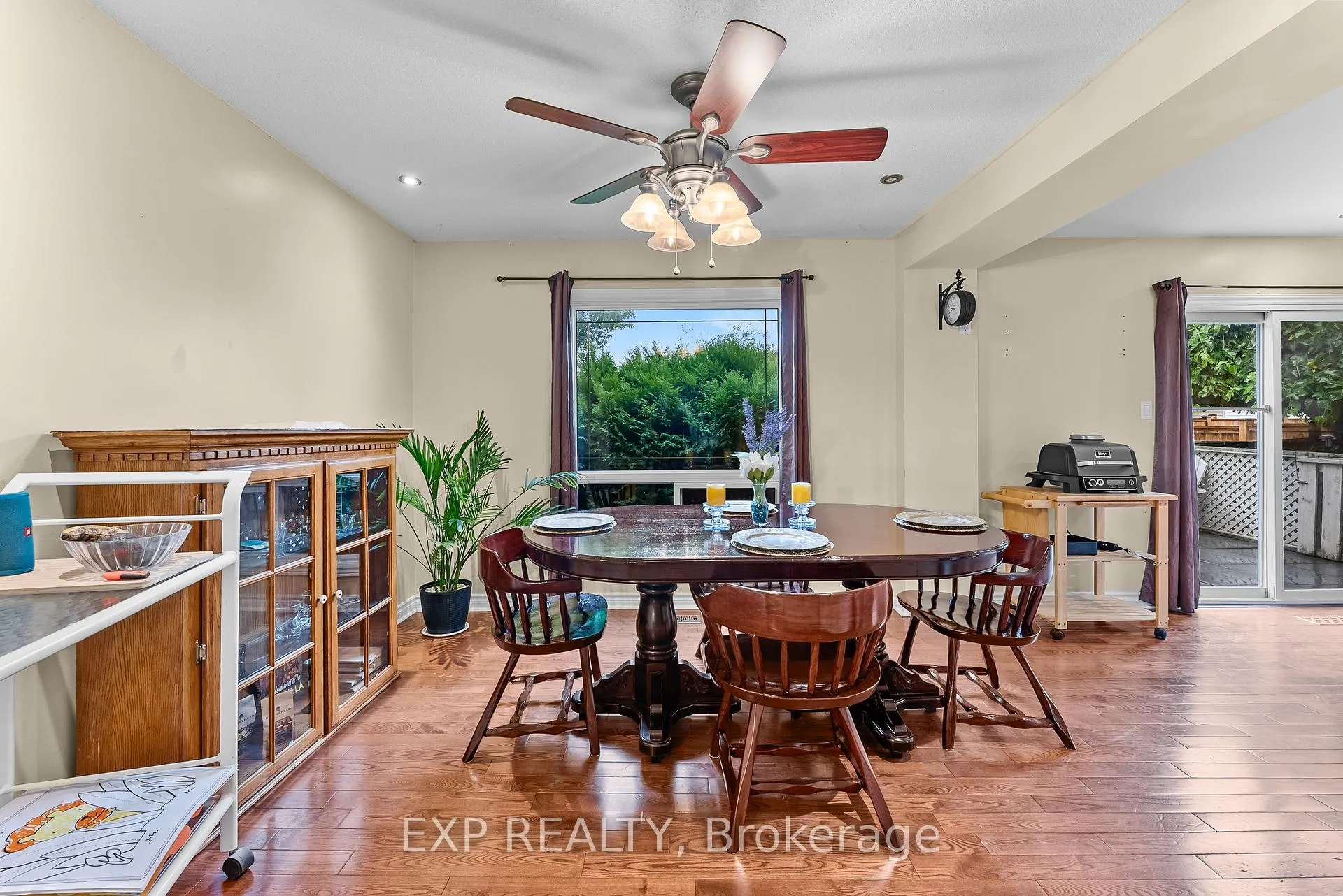 Photo 14 of 3 Briarsdale Crescent, Welland, N. Welland — HOMEH