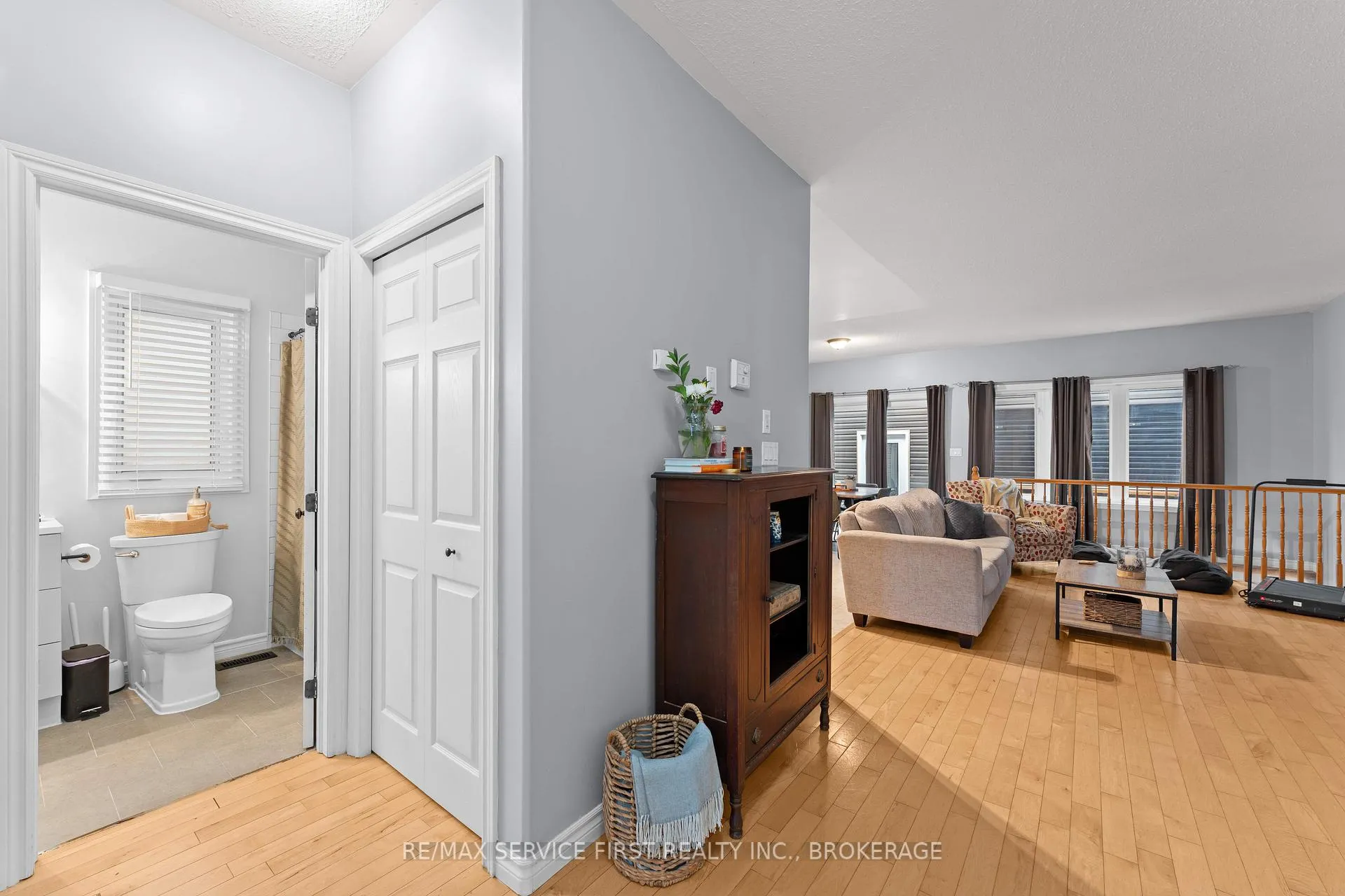 Photo 4 of 151 Kildare Avenue, Loyalist, Amherstview — HOMEH