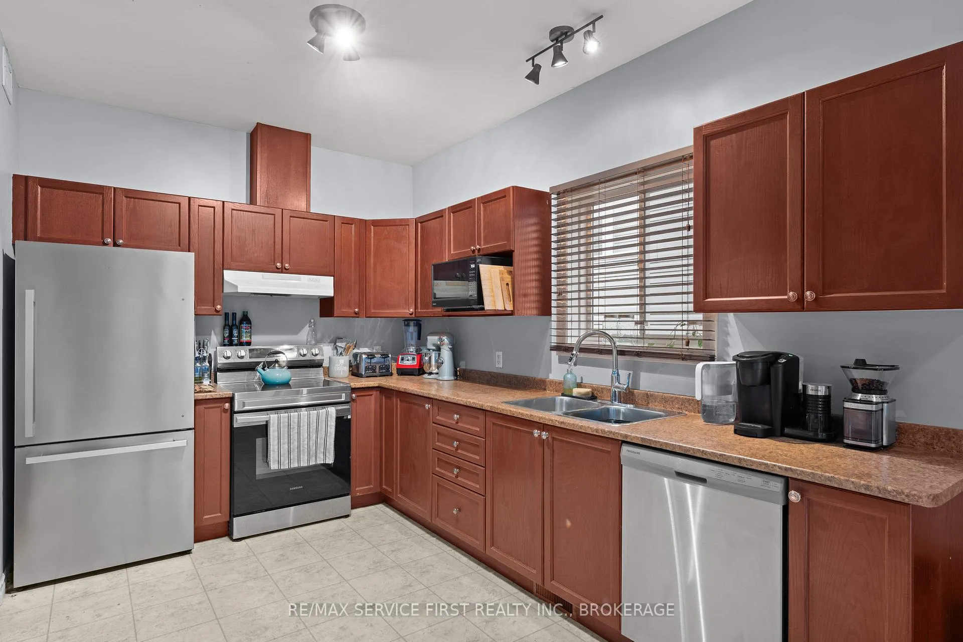 Photo 7 of 151 Kildare Avenue, Loyalist, Amherstview — HOMEH