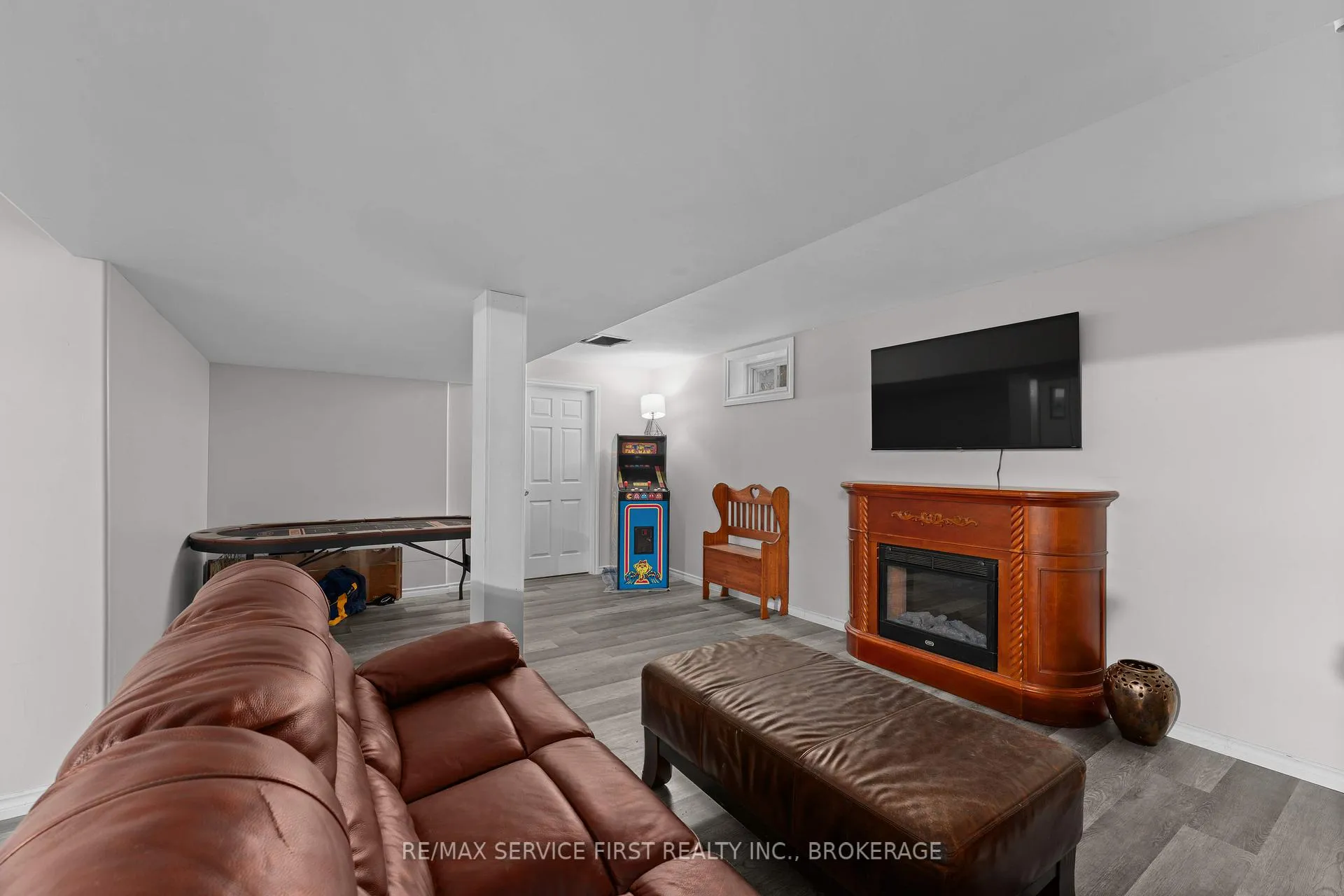 Photo 16 of 151 Kildare Avenue, Loyalist, Amherstview — HOMEH