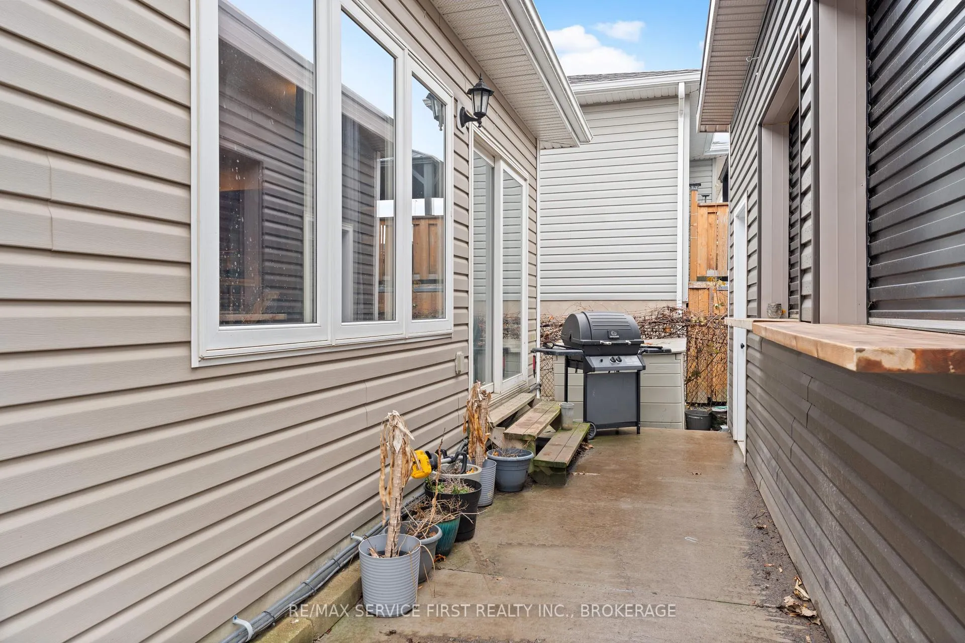 Photo 18 of 151 Kildare Avenue, Loyalist, Amherstview — HOMEH