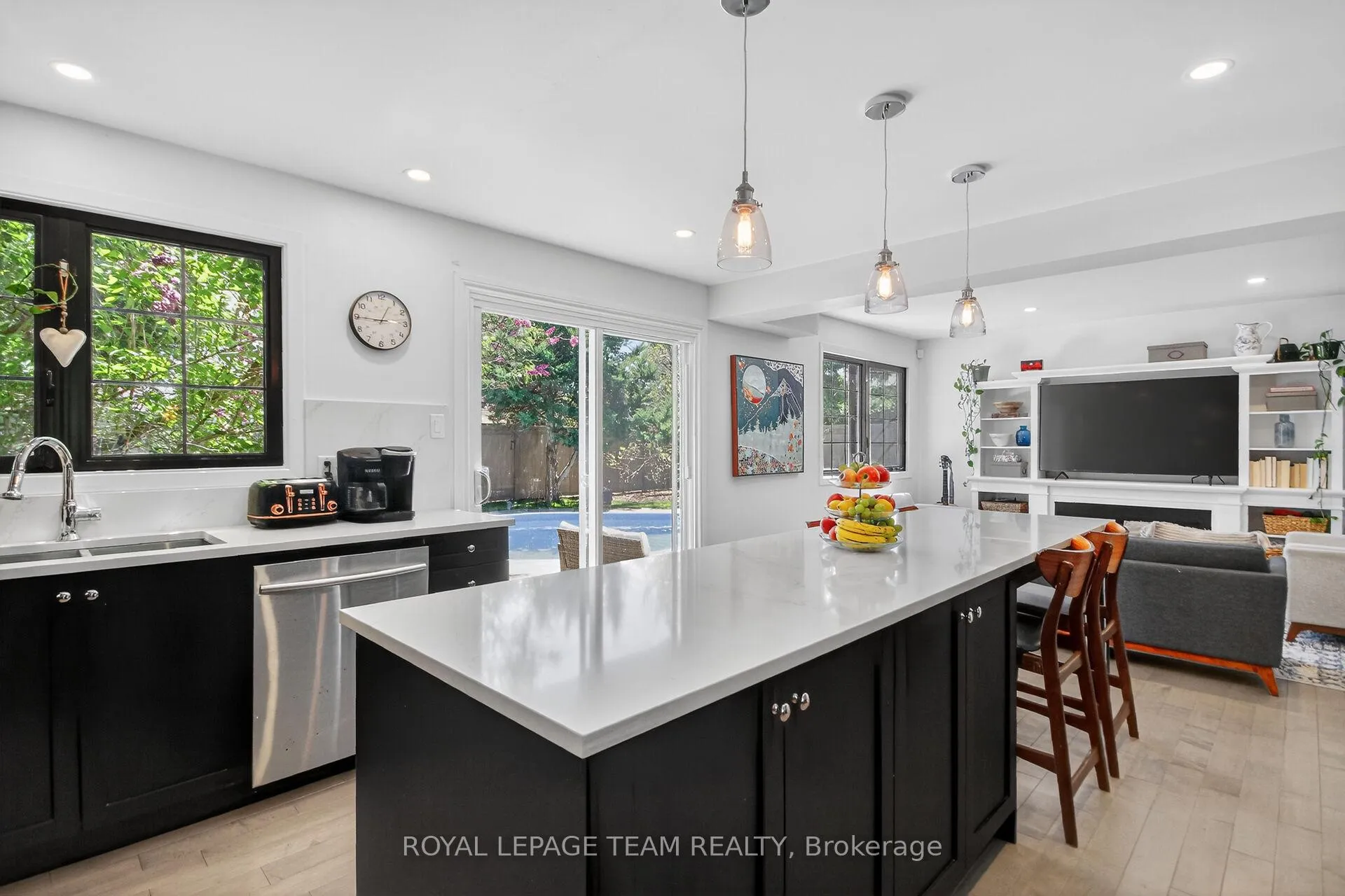 Photo 15 of 15 Markham Avenue, Ottawa, Craig Henry/Woodvale — HOMEH