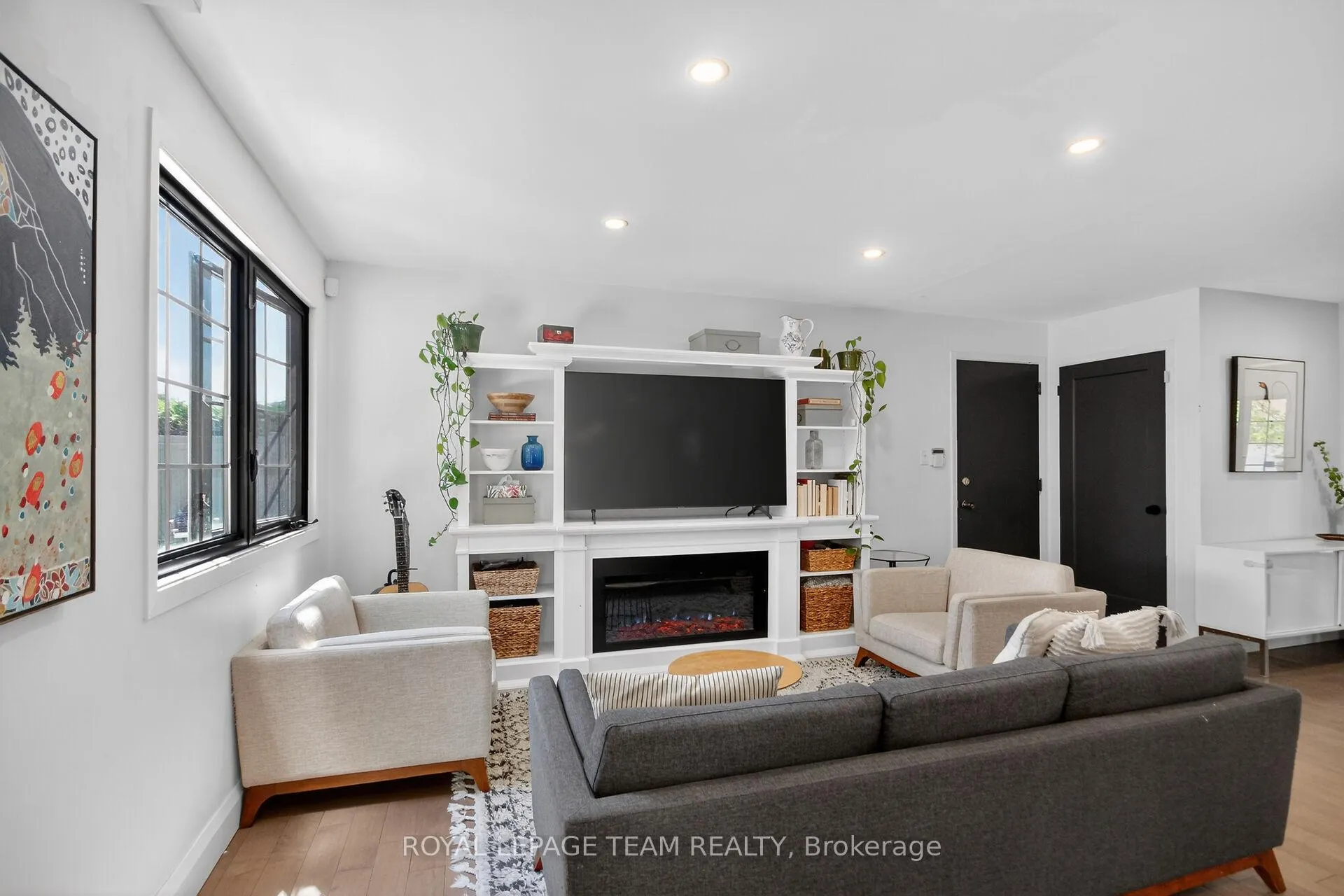Photo 19 of 15 Markham Avenue, Ottawa, Craig Henry/Woodvale — HOMEH