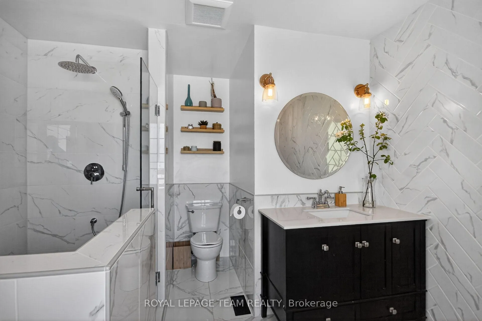 Photo 29 of 15 Markham Avenue, Ottawa, Craig Henry/Woodvale — HOMEH