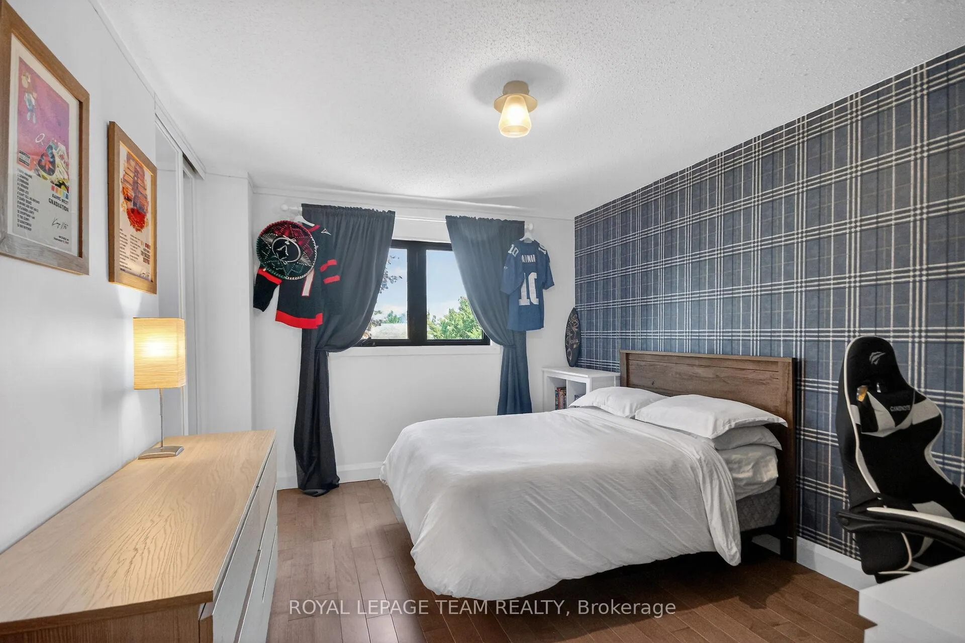 Photo 32 of 15 Markham Avenue, Ottawa, Craig Henry/Woodvale — HOMEH