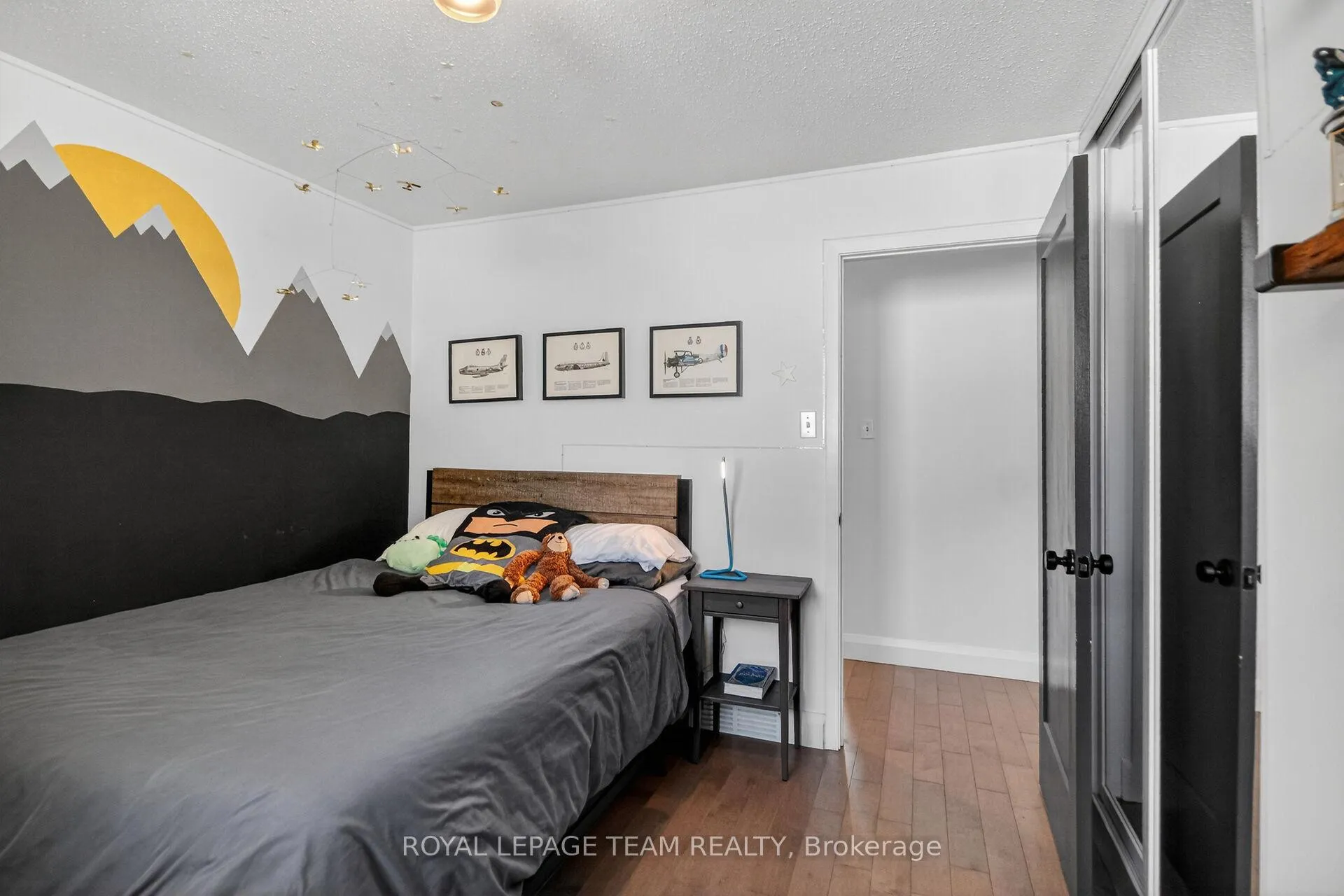 Photo 35 of 15 Markham Avenue, Ottawa, Craig Henry/Woodvale — HOMEH