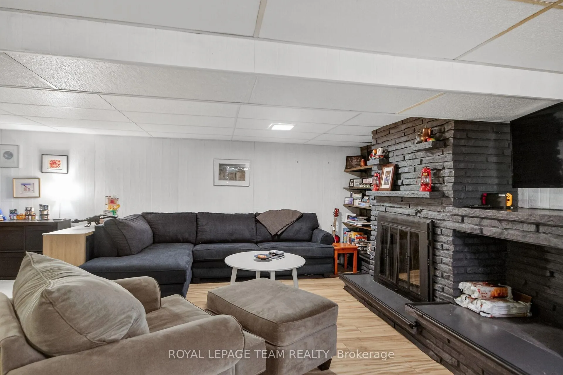 Photo 43 of 15 Markham Avenue, Ottawa, Craig Henry/Woodvale — HOMEH