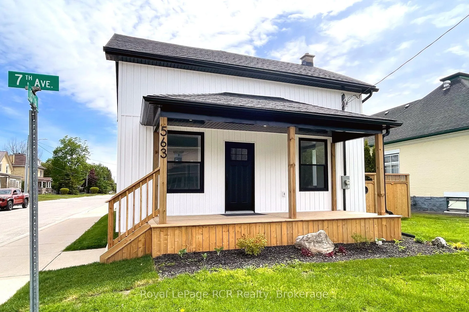 Photo 4 of 563 7th Avenue, Hanover — HOMEH