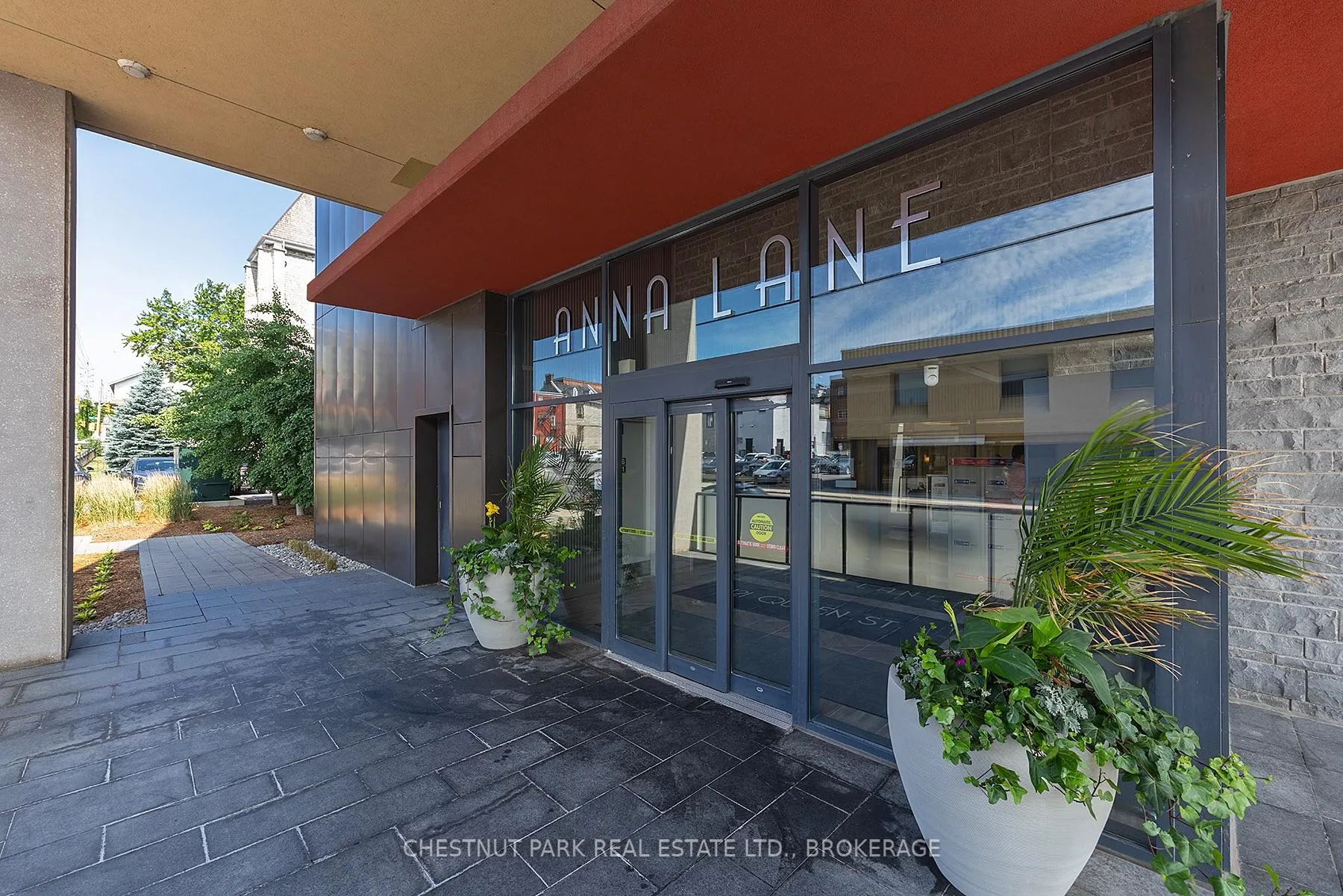 Photo 2 of Unit 602, 121 Queen Street, Kingston, East of Sir John A. Blvd — HOMEH