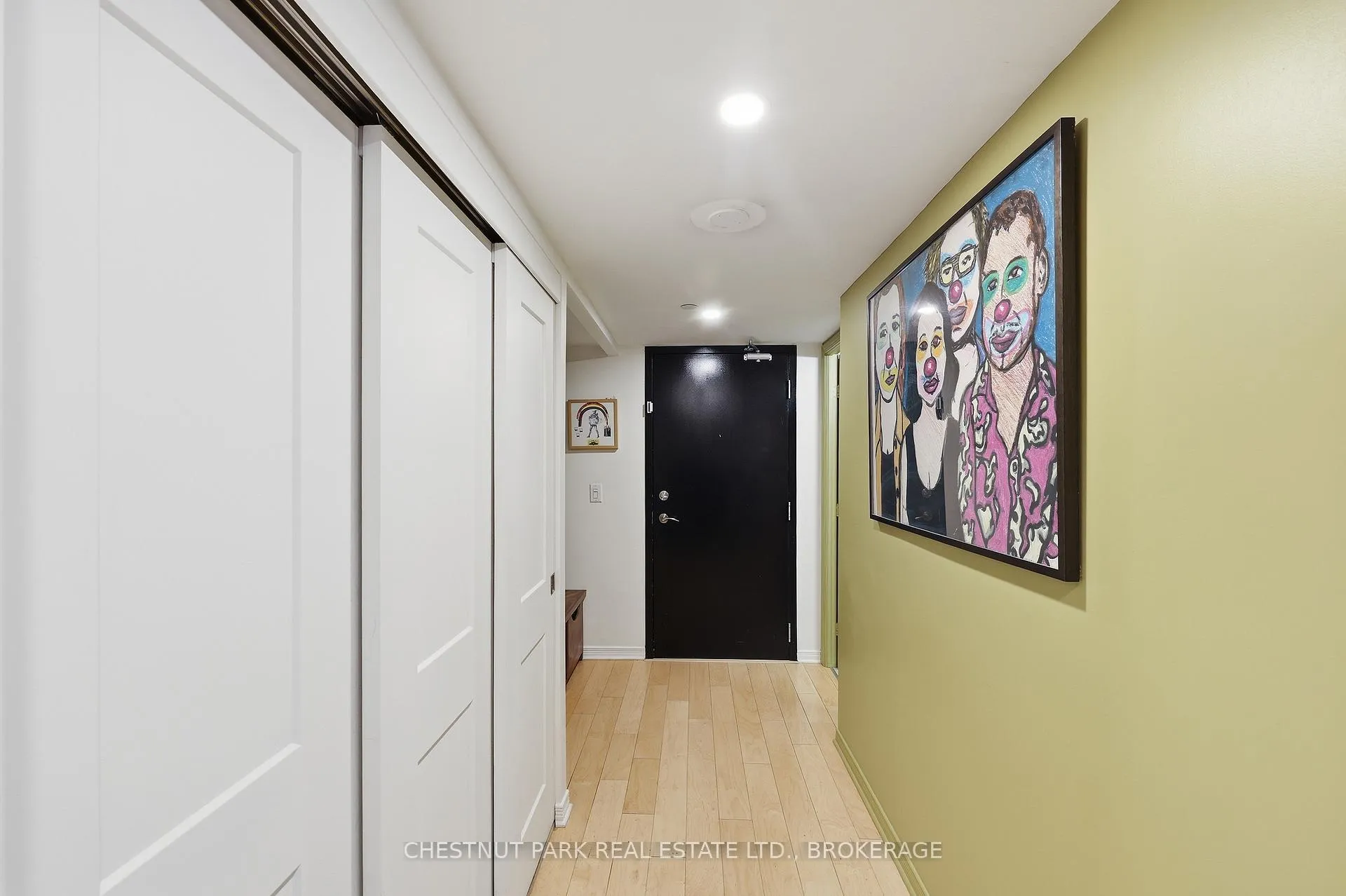 Photo 10 of Unit 602, 121 Queen Street, Kingston, East of Sir John A. Blvd — HOMEH