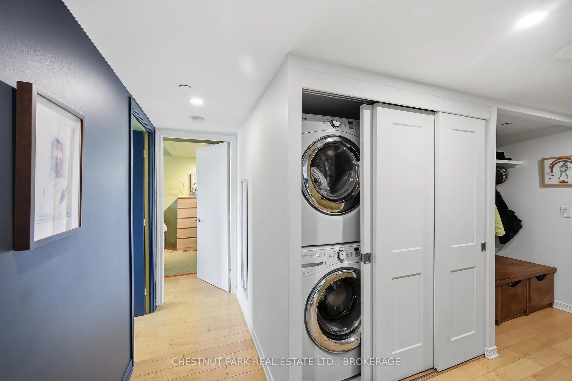 Photo 12 of Unit 602, 121 Queen Street, Kingston, East of Sir John A. Blvd — HOMEH