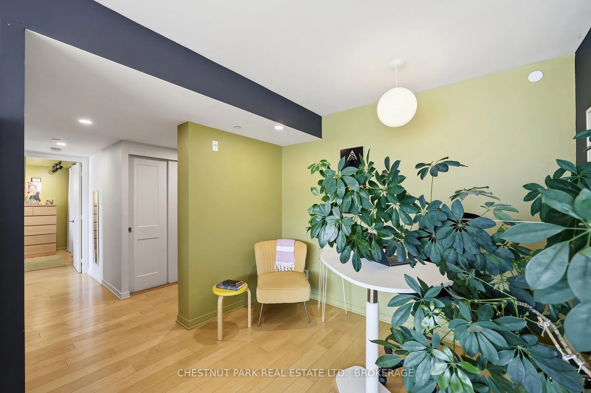 Photo 24 of Unit 602, 121 Queen Street, Kingston, East of Sir John A. Blvd — HOMEH