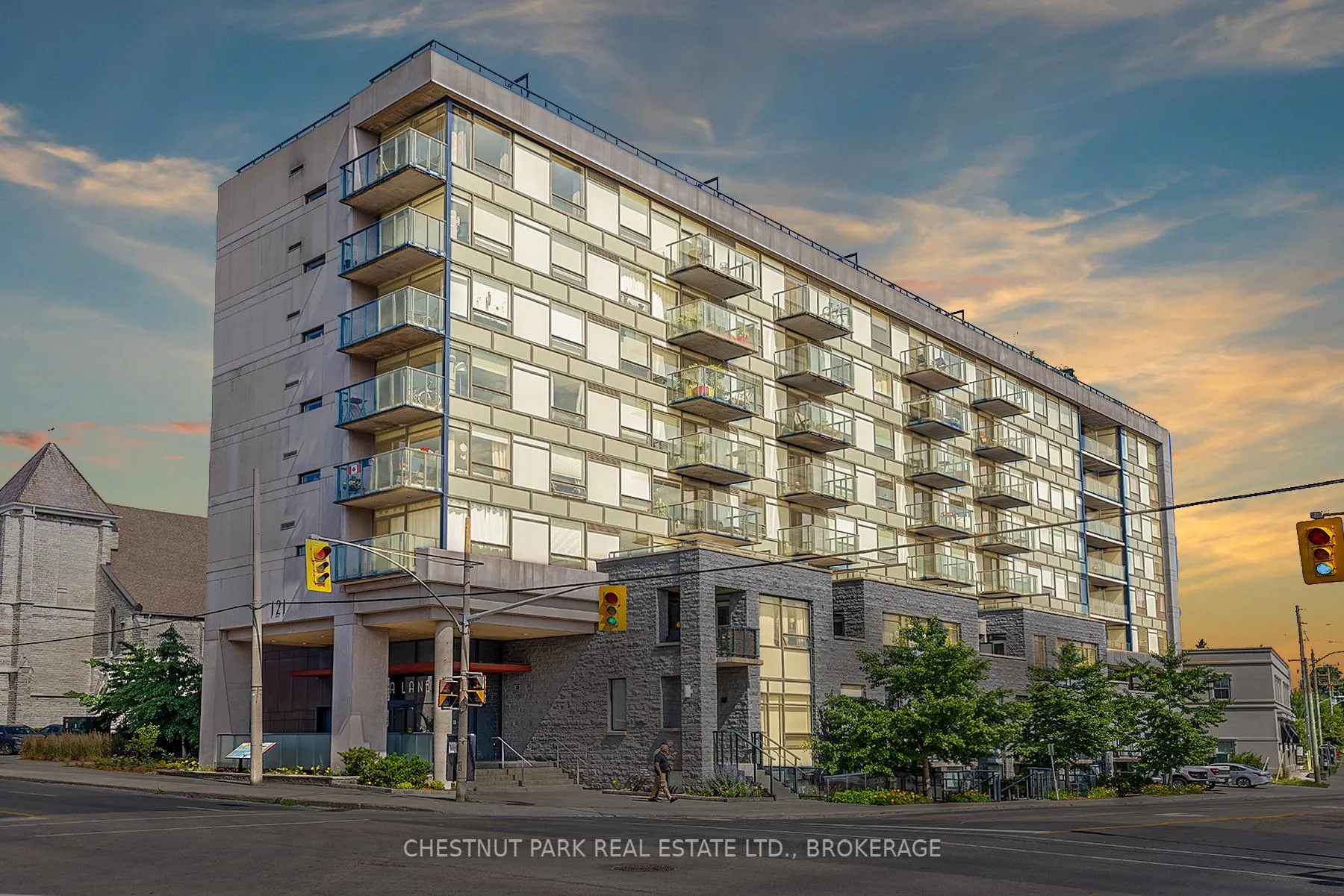 Photo 48 of Unit 602, 121 Queen Street, Kingston, East of Sir John A. Blvd — HOMEH