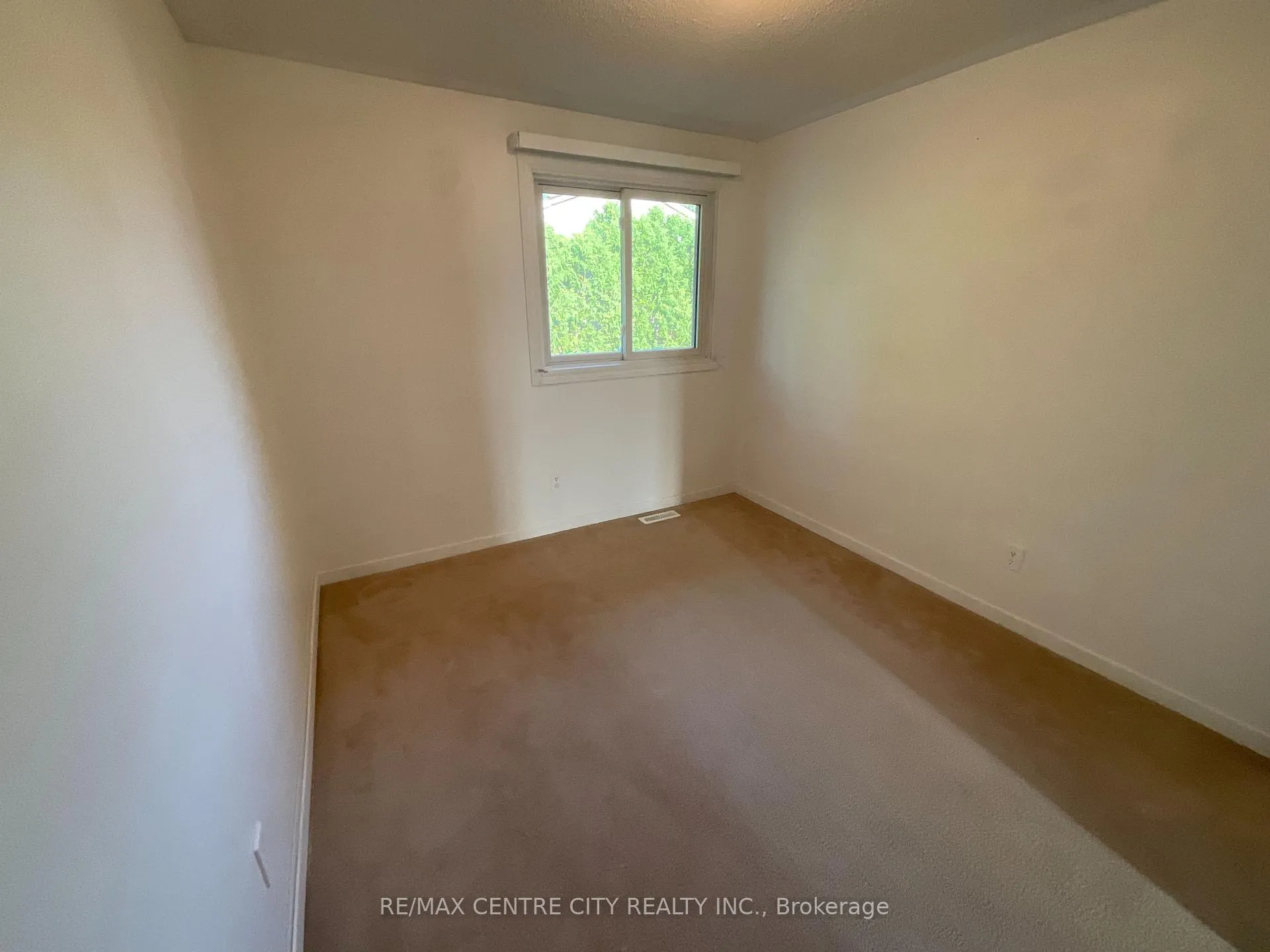 Photo 15 of Unit 39, 89 Highview Avenue, London, South X — HOMEH