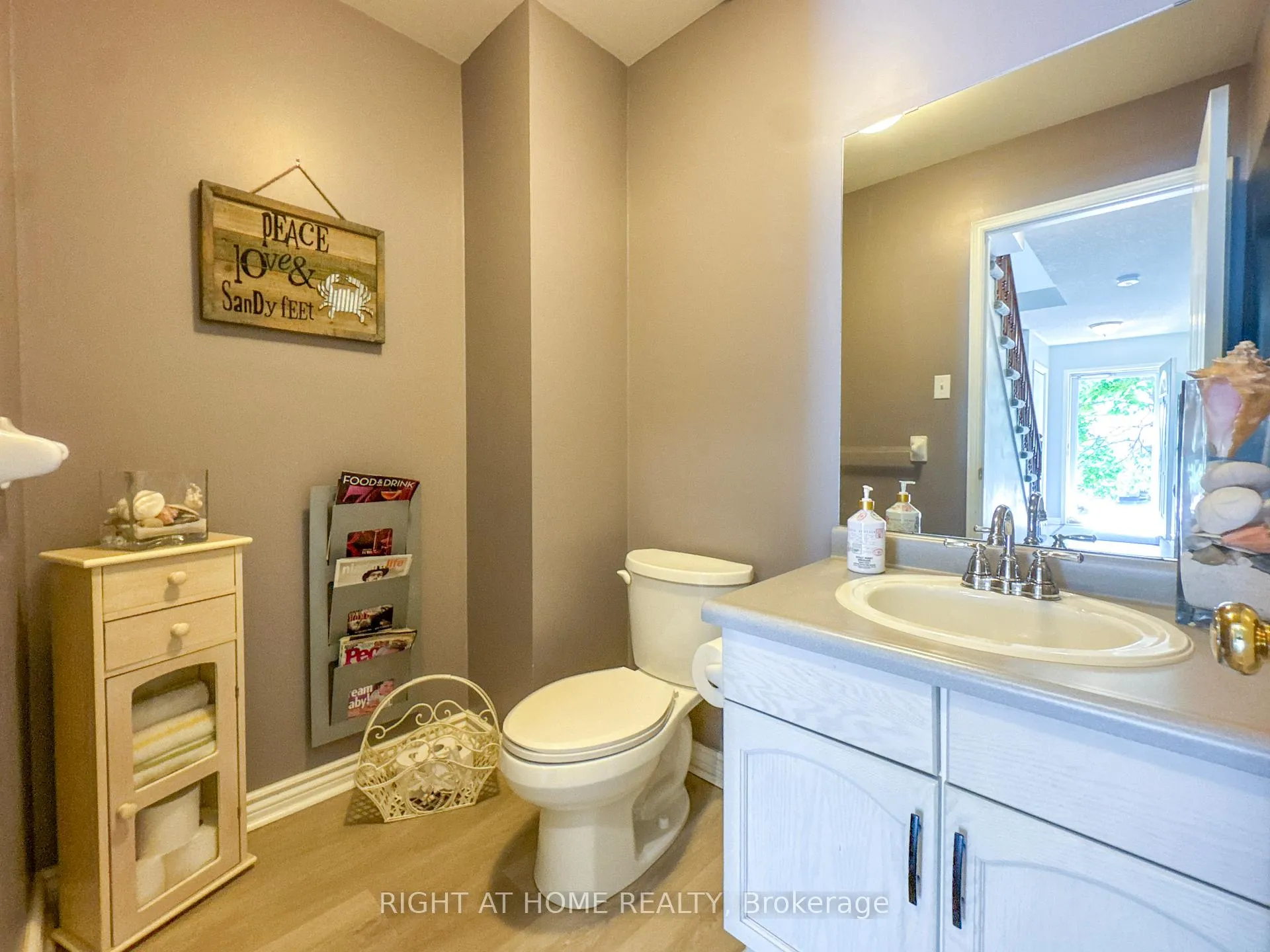 Photo 24 of 105 Summers Drive, Thorold, Confederation Heights — HOMEH