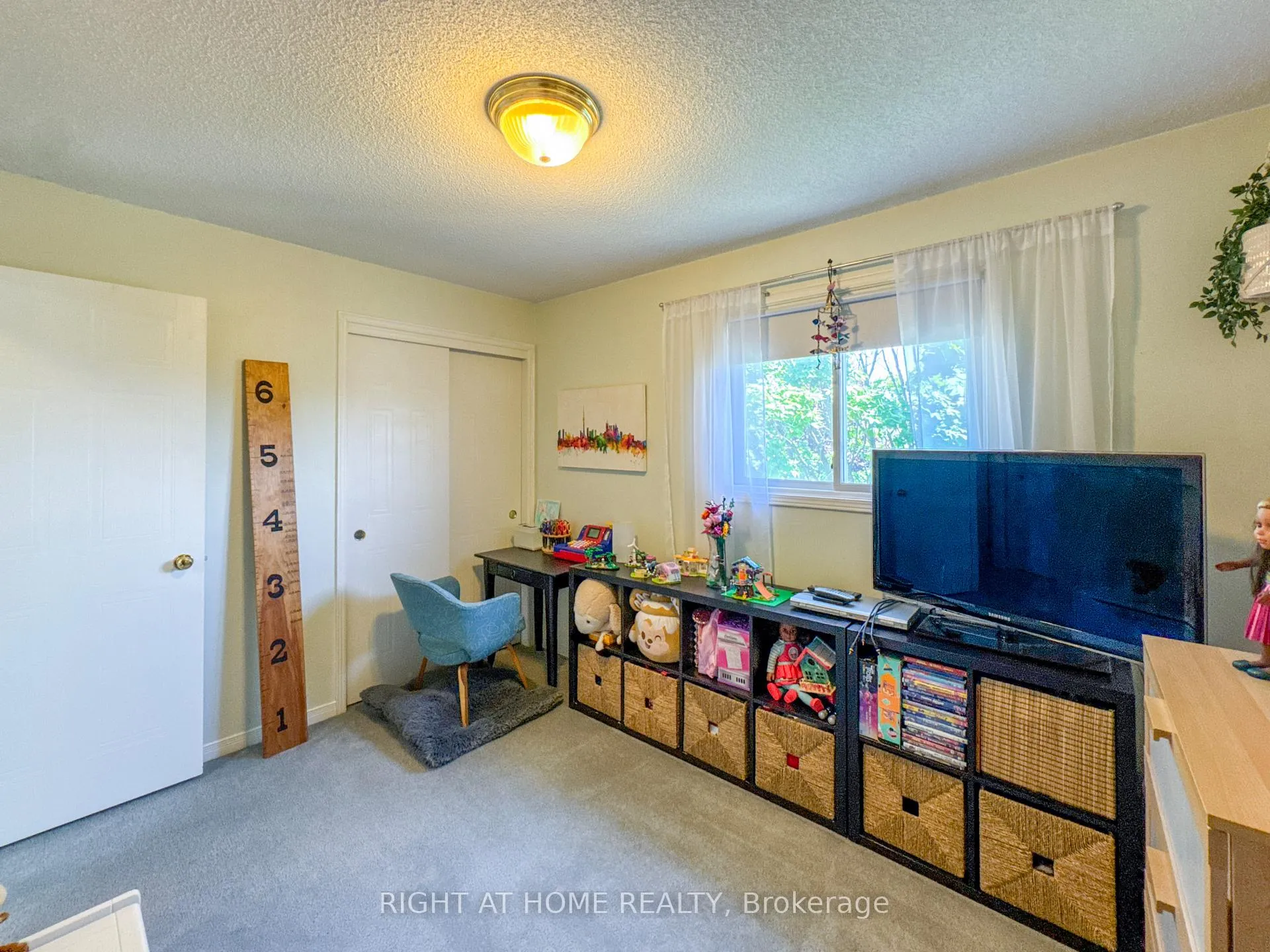 Photo 33 of 105 Summers Drive, Thorold, Confederation Heights — HOMEH