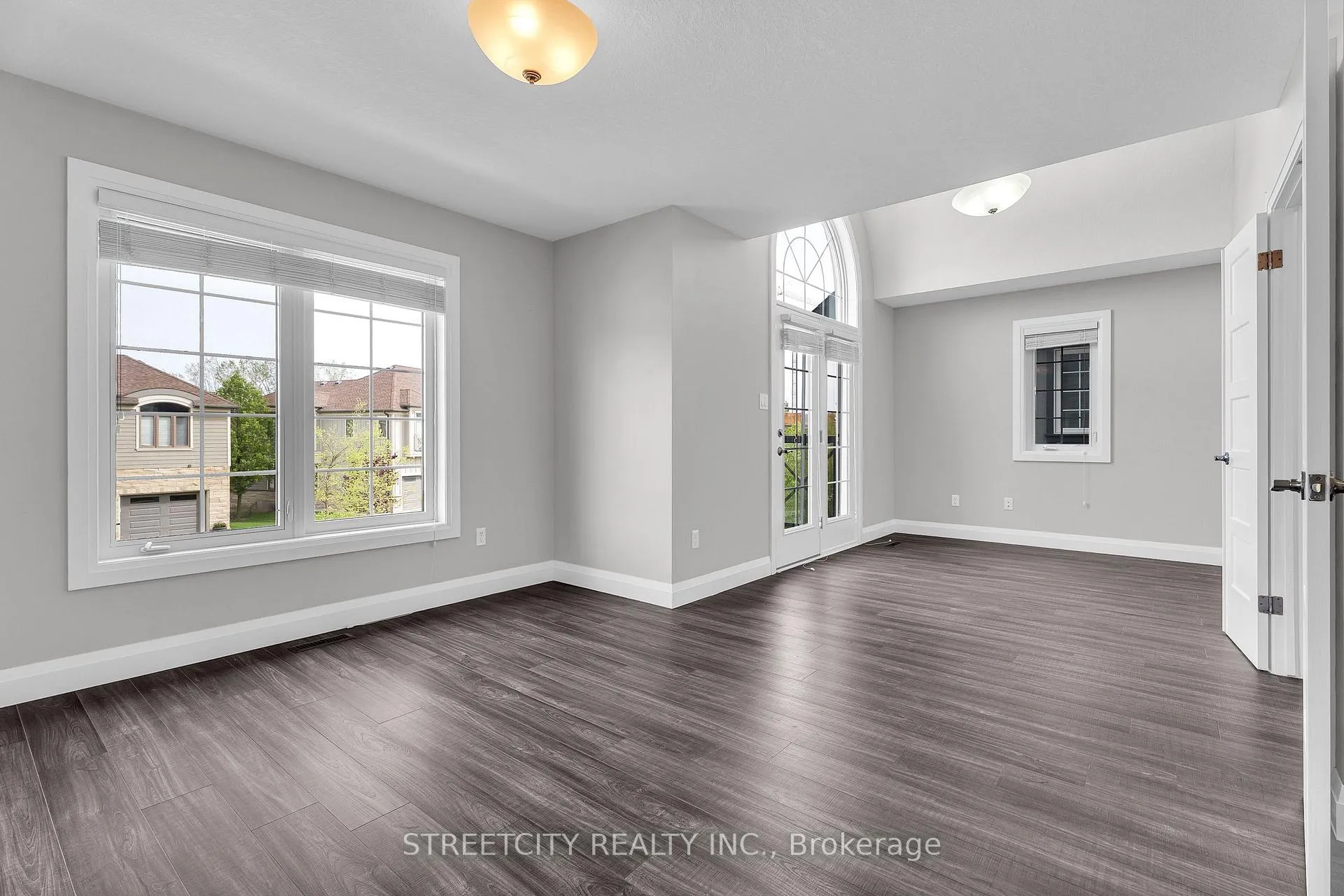 Photo 16 of 247 Callaway Road, London, North R — HOMEH