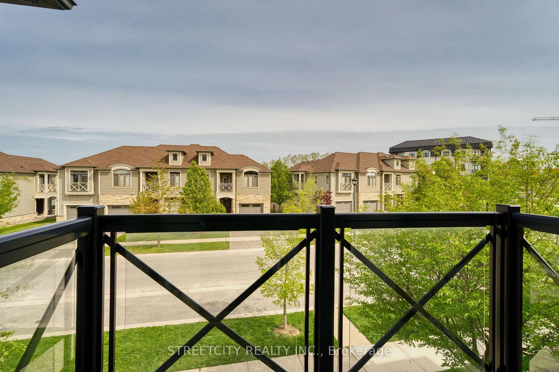 Photo 21 of 247 Callaway Road, London, North R — HOMEH
