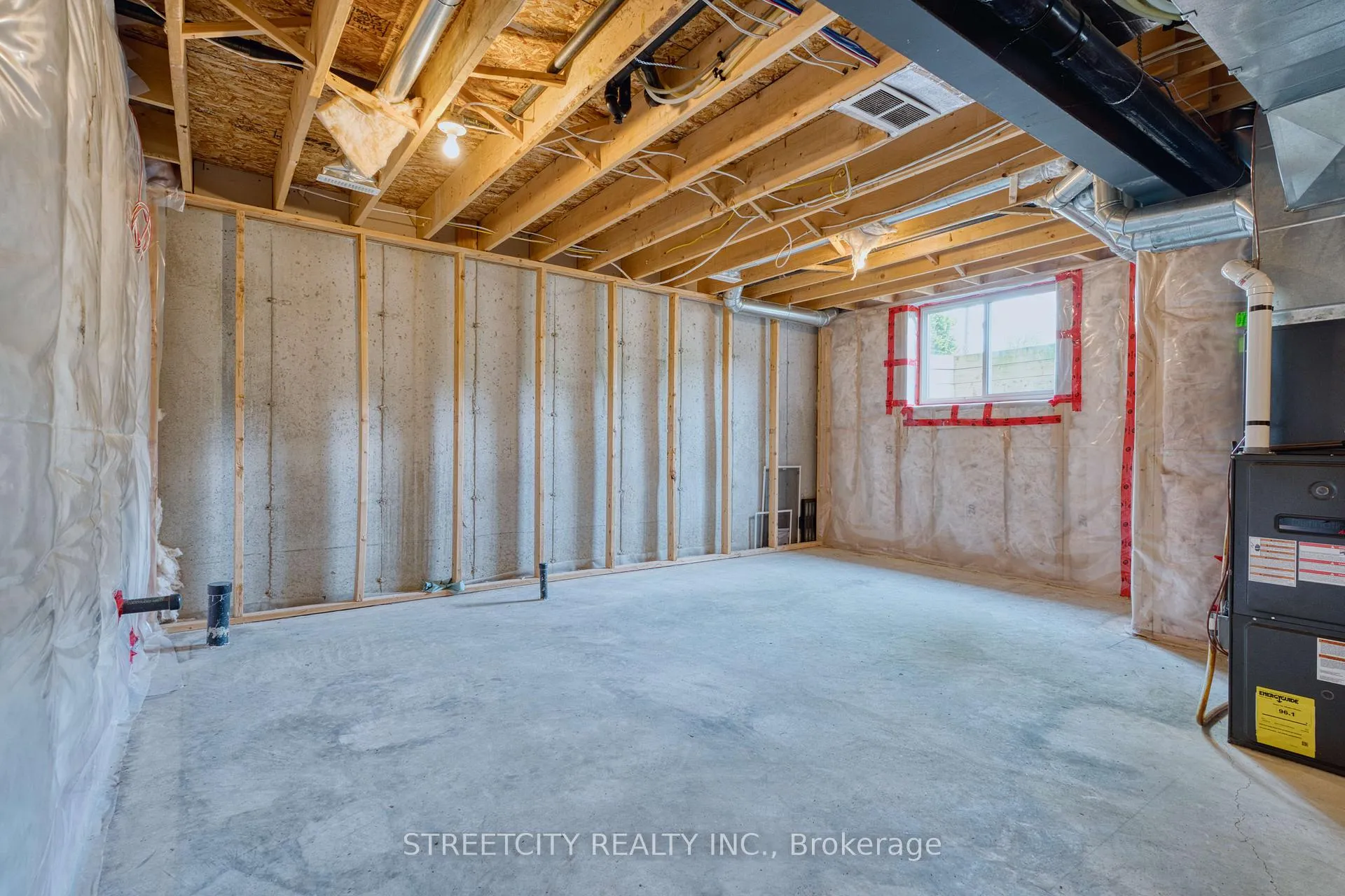 Photo 31 of 247 Callaway Road, London, North R — HOMEH