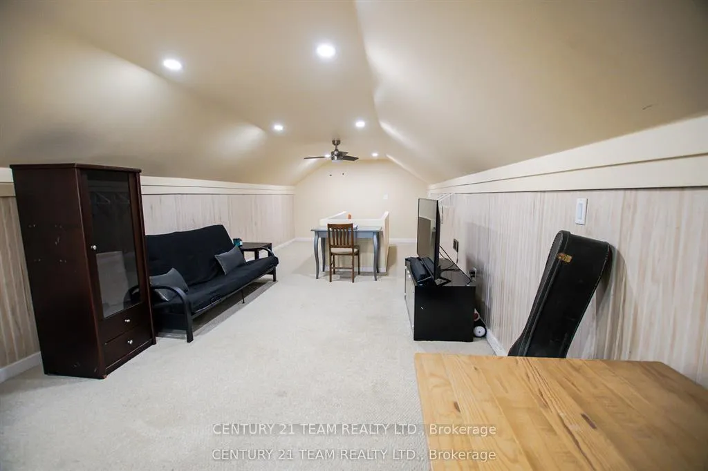 Photo 13 of 179 Daniel Street, Erin — HOMEH