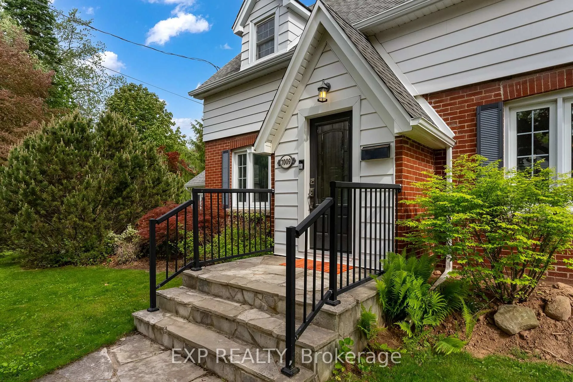Photo 4 of 7009 High Street, Niagara Falls, Hospital — HOMEH