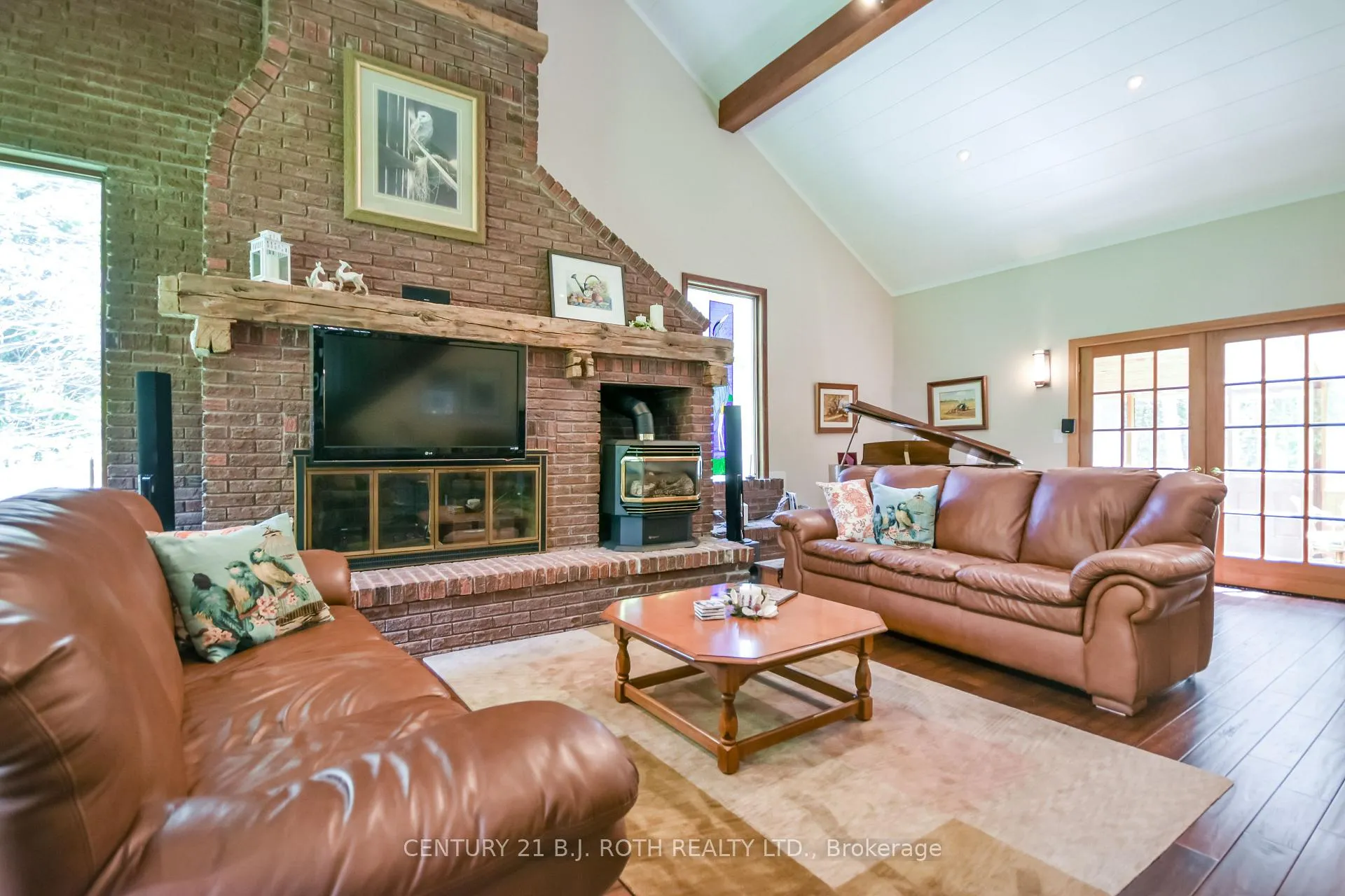 Photo 7 of 1629 Mt. St. Louis Road E, Oro-Medonte, Rural Oro-Medonte — HOMEH