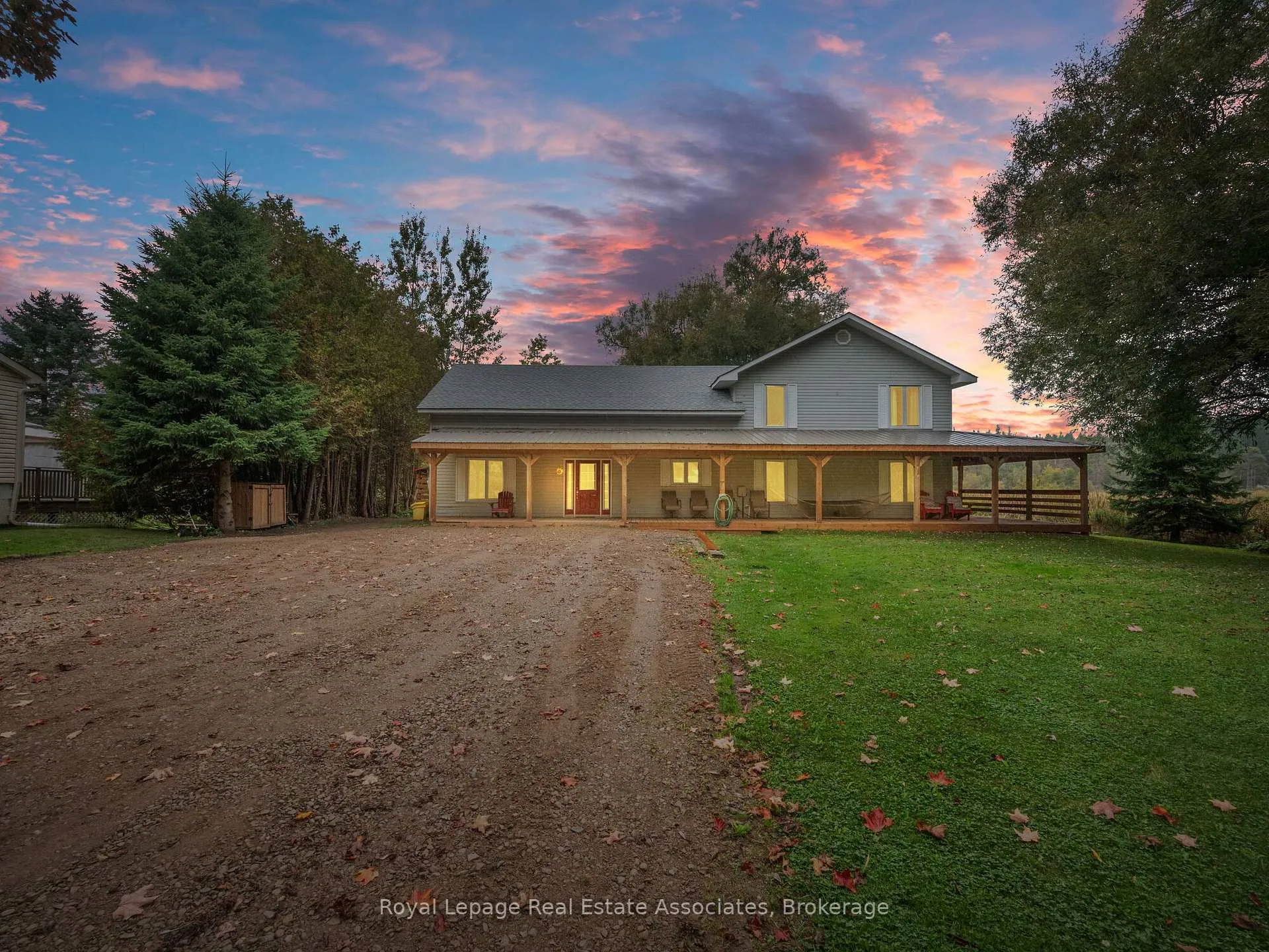 Photo 1 of 8 Scott Crescent, Erin, Rural Erin — HOMEH