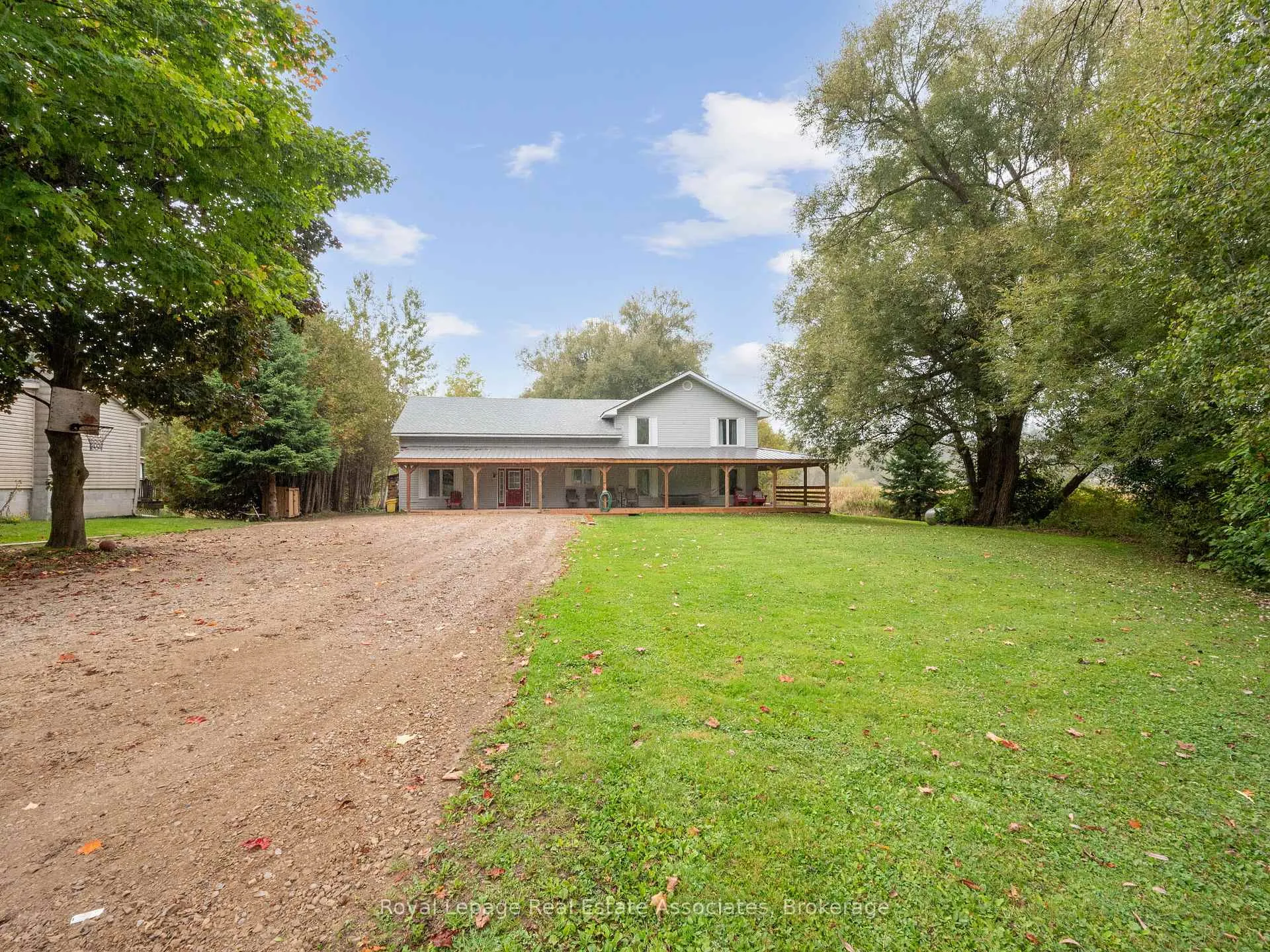 Photo 3 of 8 Scott Crescent, Erin, Rural Erin — HOMEH