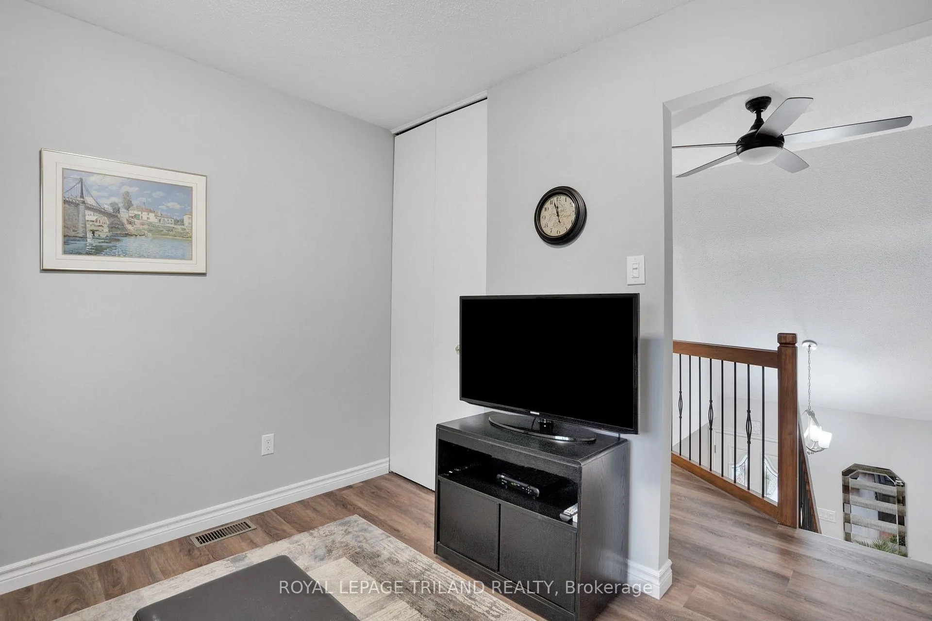Photo 29 of 31 Edgehill Road, London, North F — HOMEH